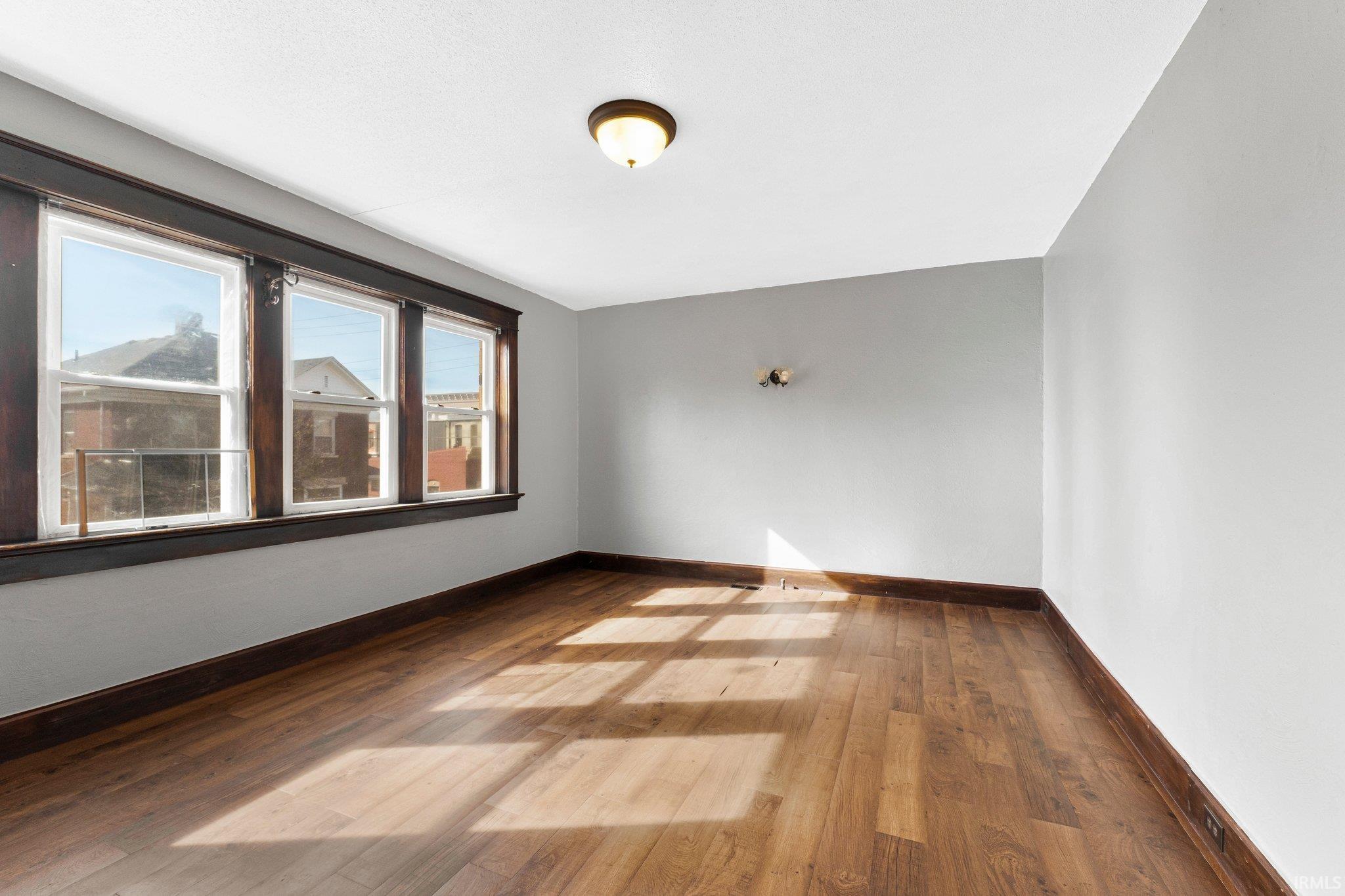 Photo 31 of 127 E William Street