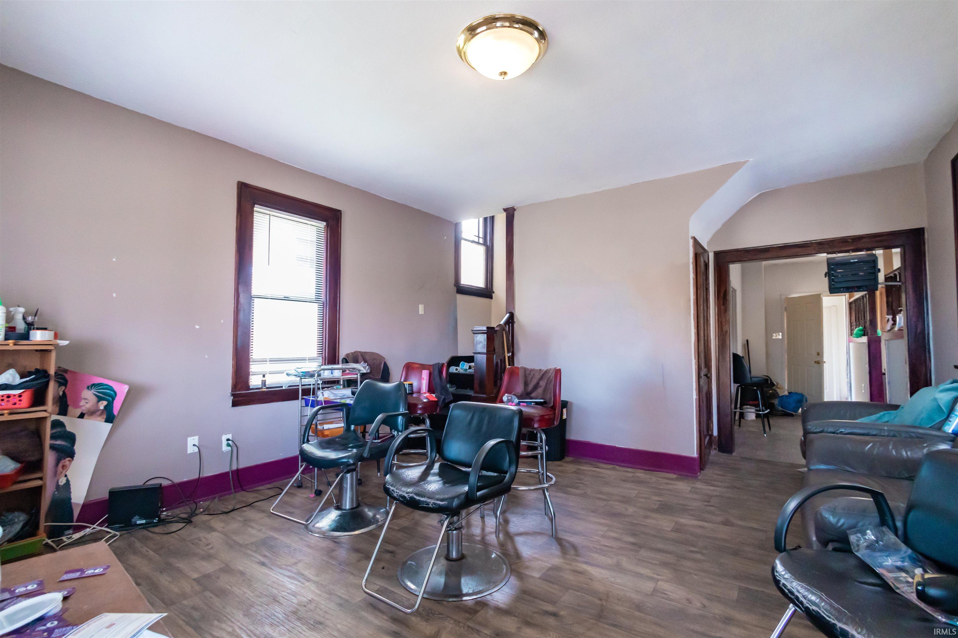 Photo 2 of 736 E Washington Boulevard