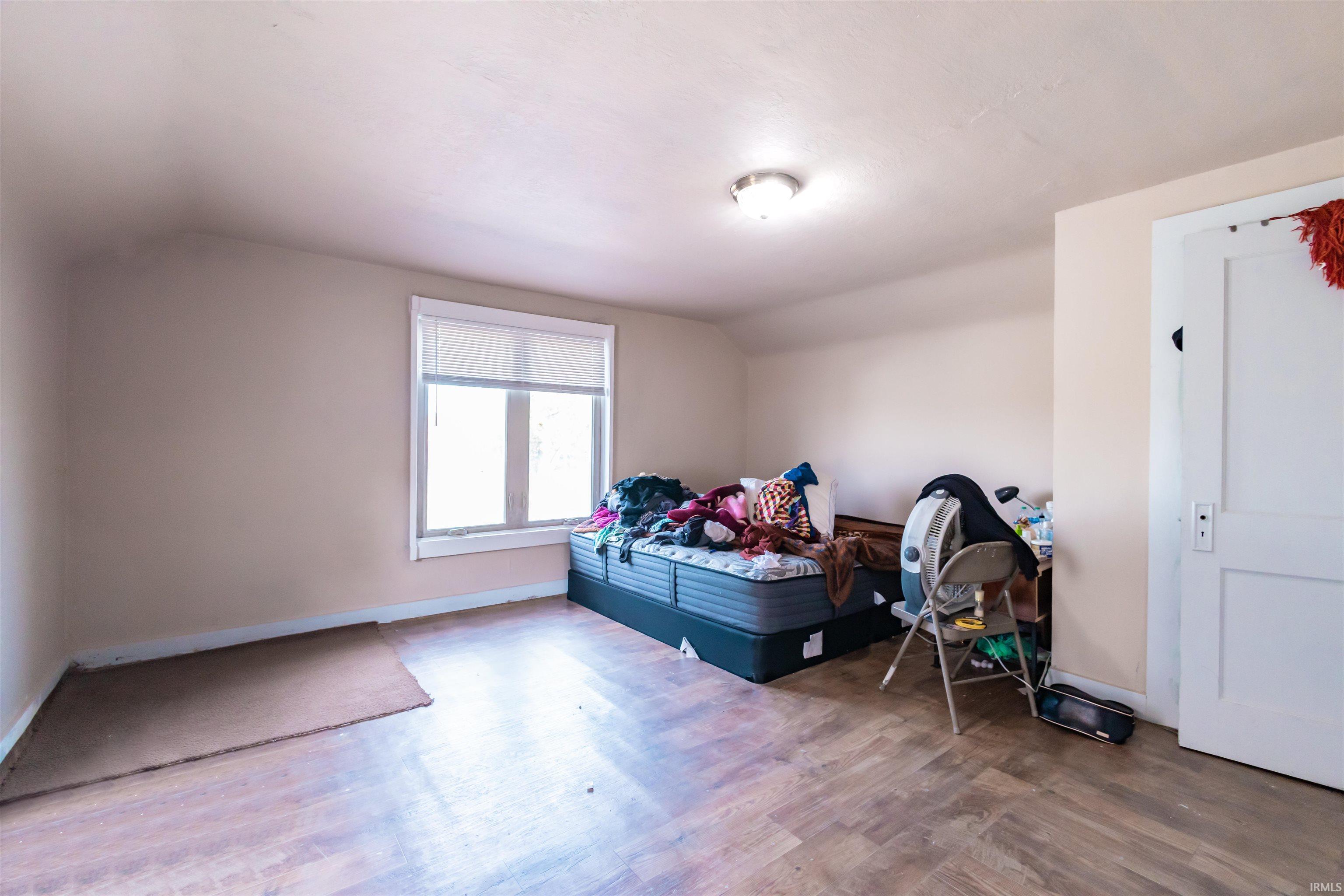 Photo 9 of 736 E Washington Boulevard