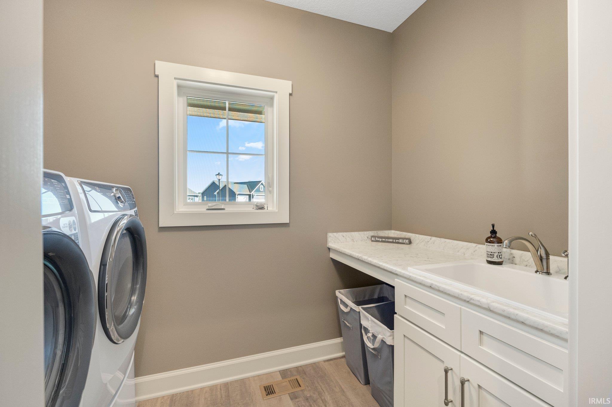 Photo 27 of 15287 Cranwood Court