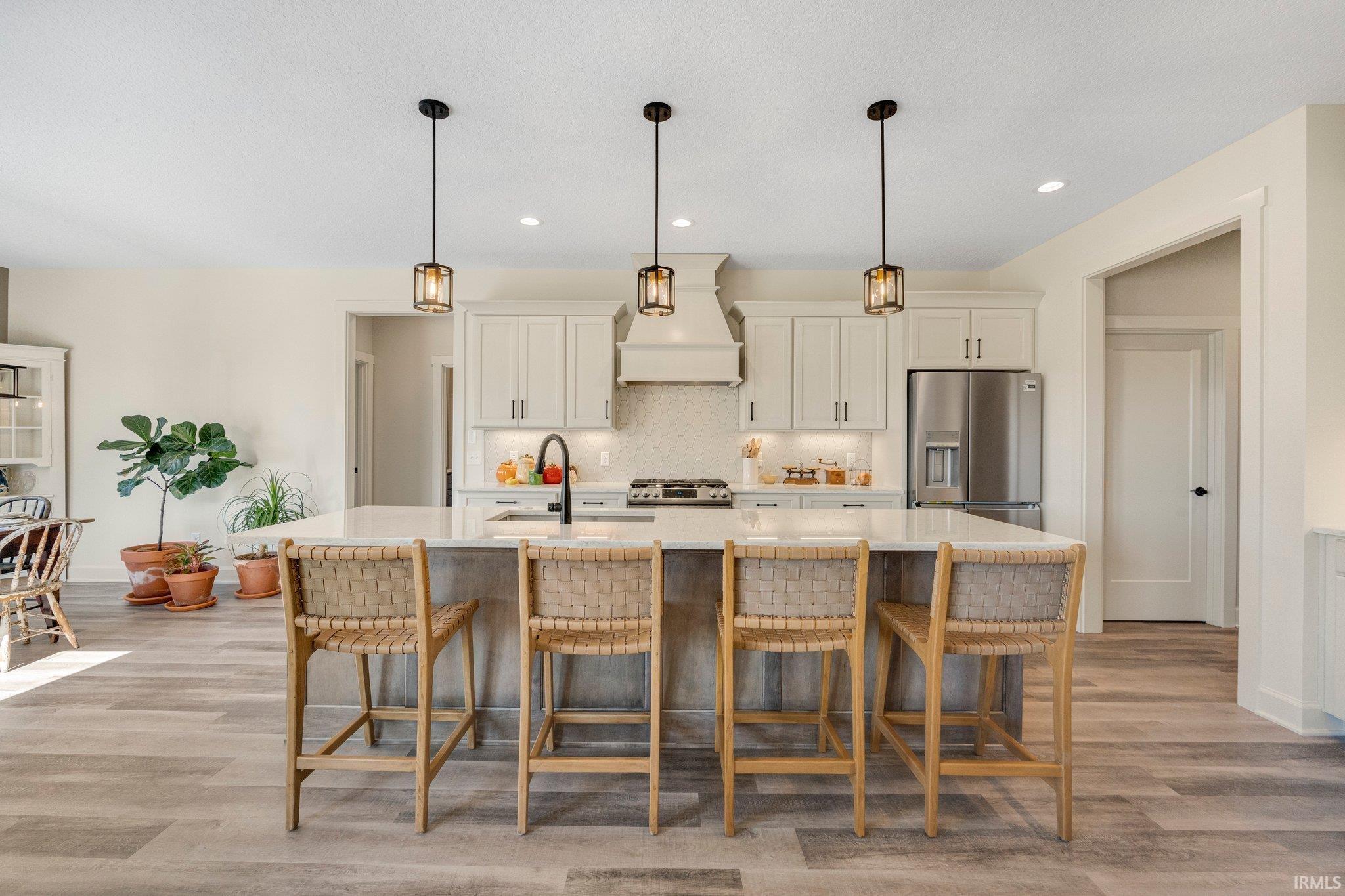 Photo 3 of 15287 Cranwood Court