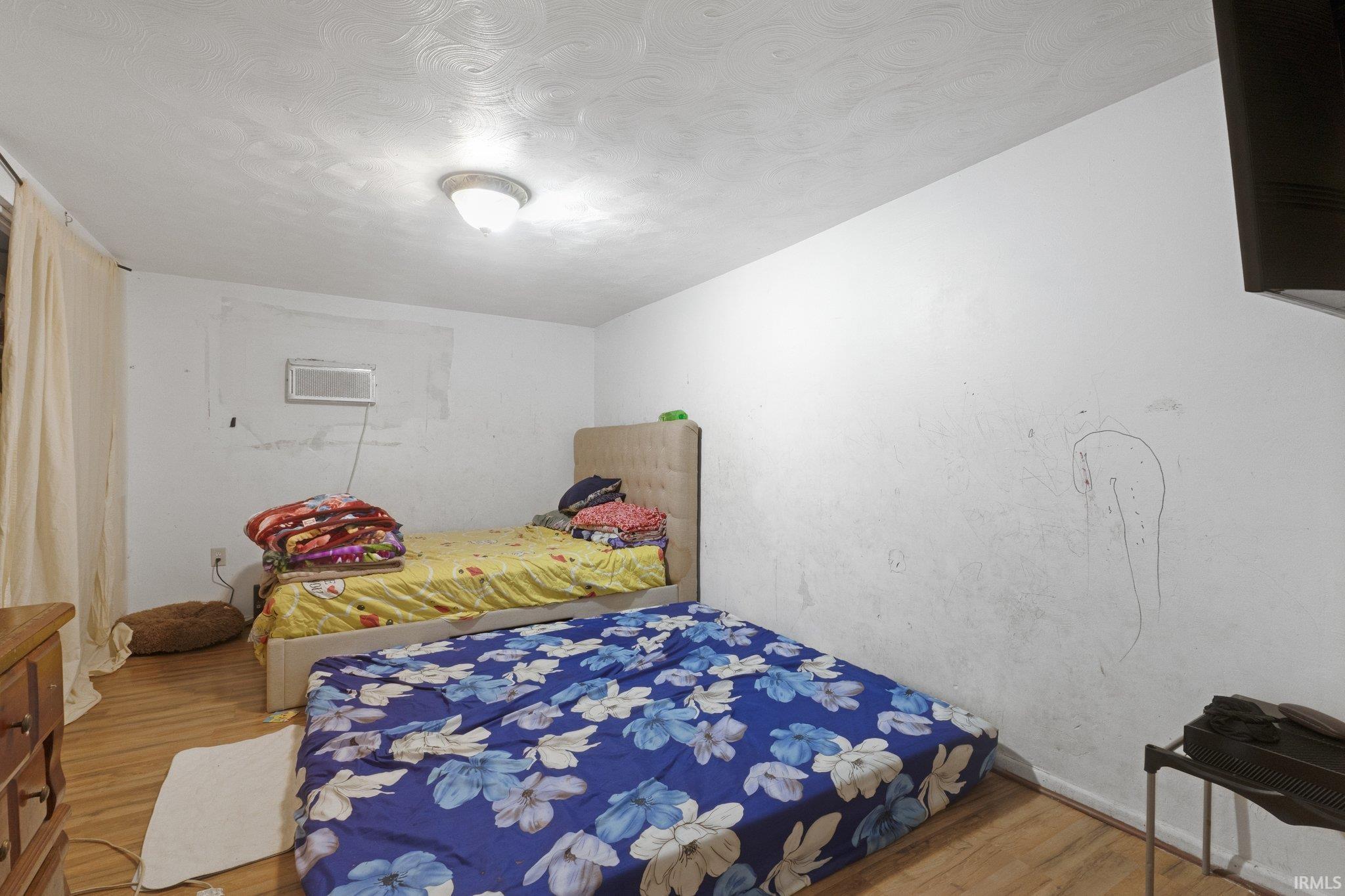 Photo 11 of 3010 Trentman Avenue
