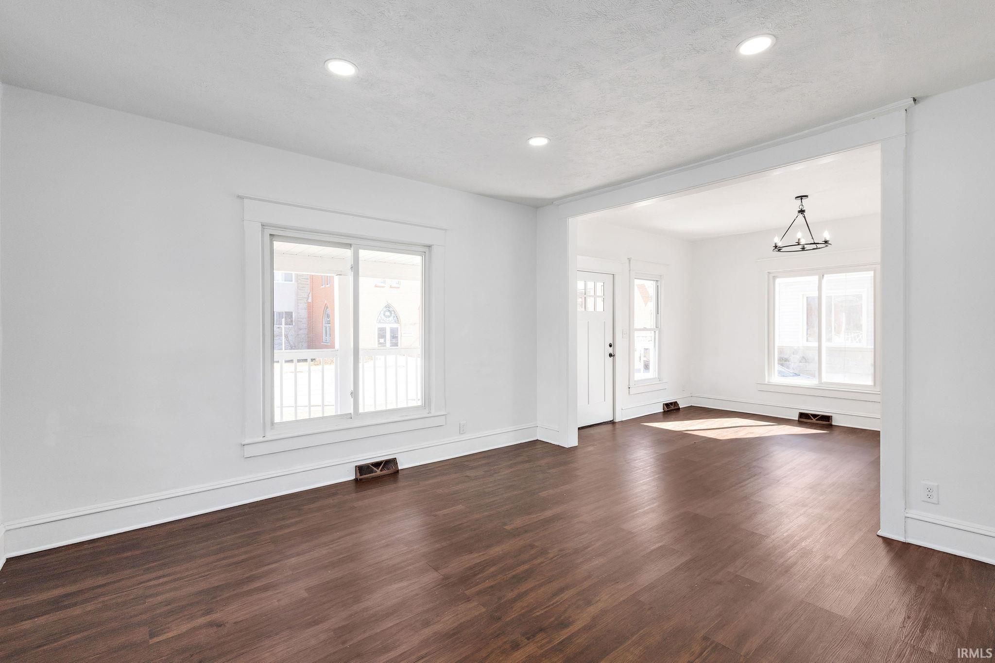 Photo 5 of 111 N West Street