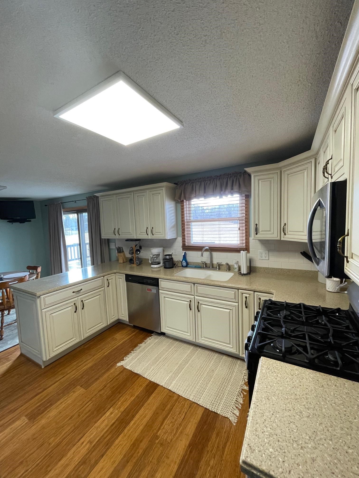 Photo 12 of 875 N 200 W