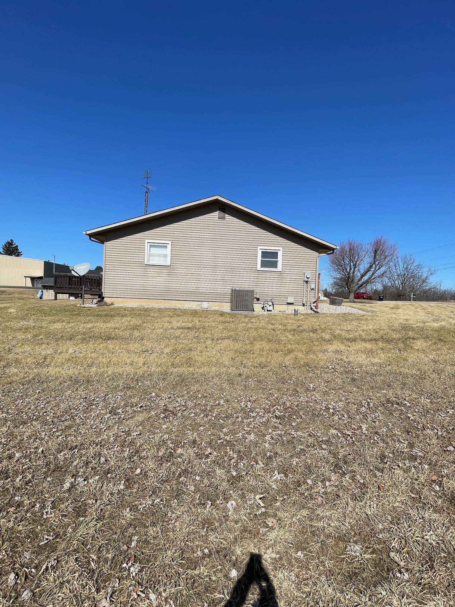Photo 4 of 875 N 200 W