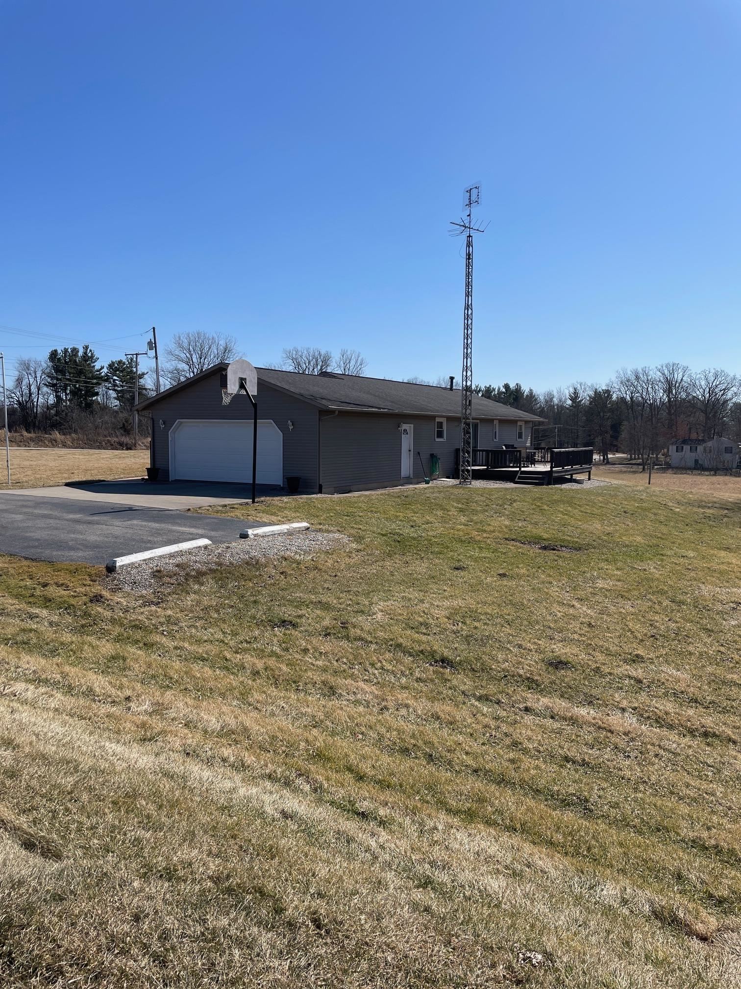 Photo 6 of 875 N 200 W