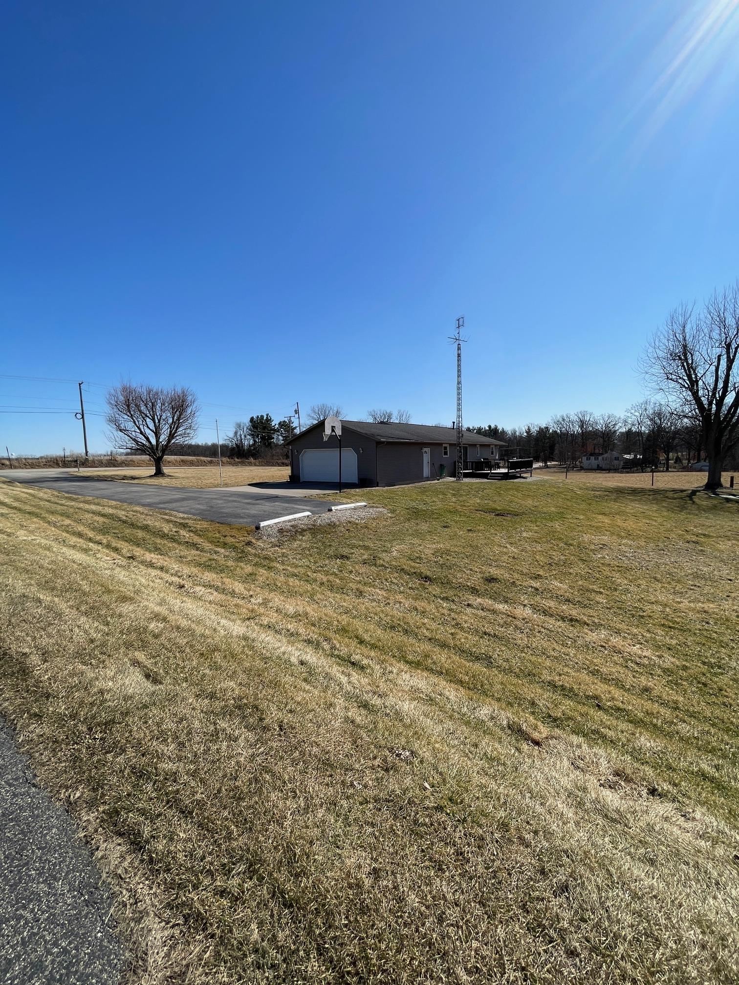 Photo 7 of 875 N 200 W