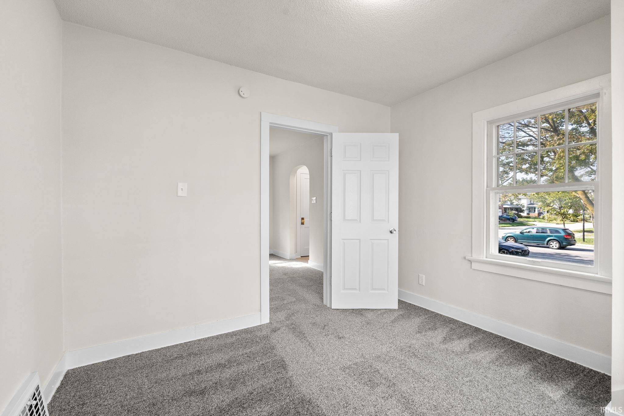 Photo 13 of 1202 N Anthony Boulevard