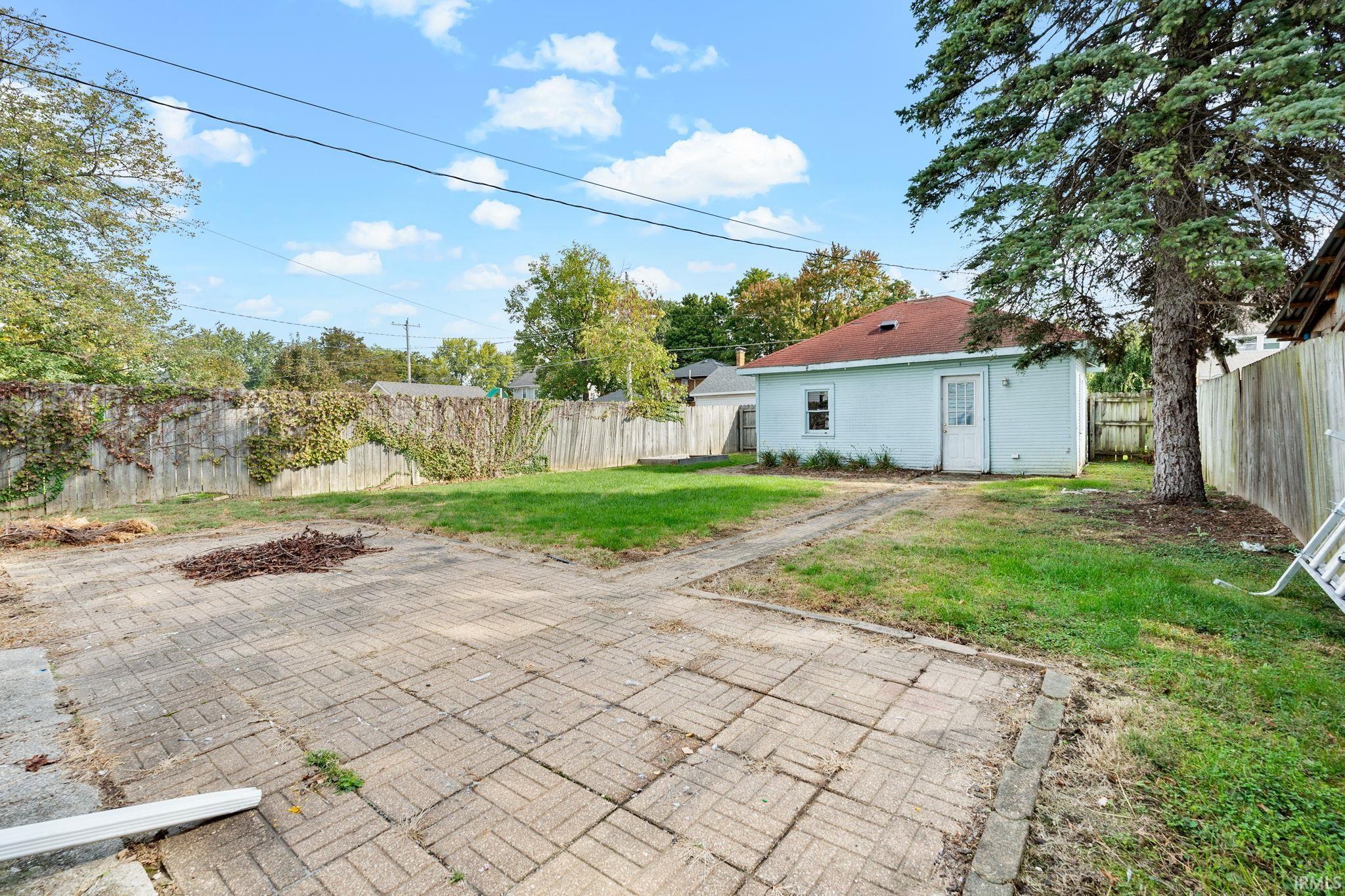 Photo 31 of 1202 N Anthony Boulevard