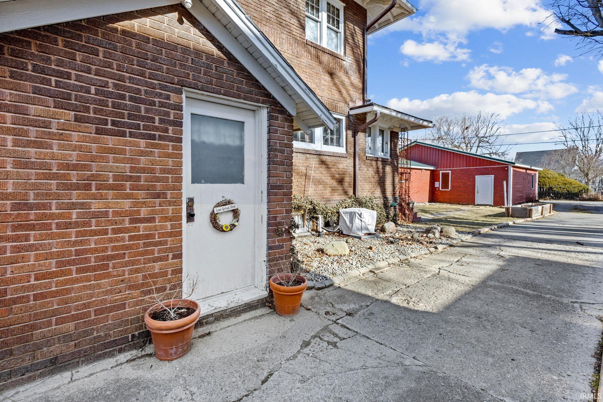 Photo 29 of 160 N Miller Street