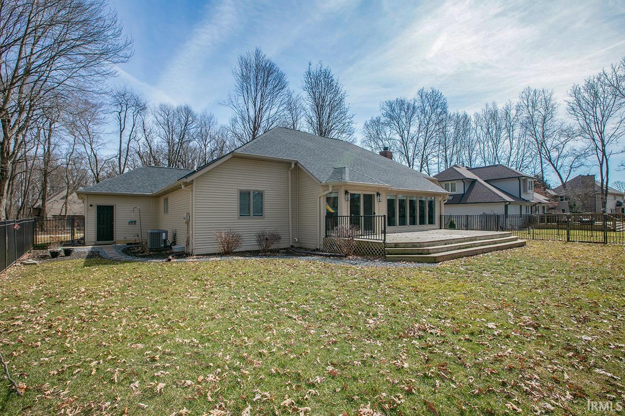 Photo 4 of 53221 Trenton Lane