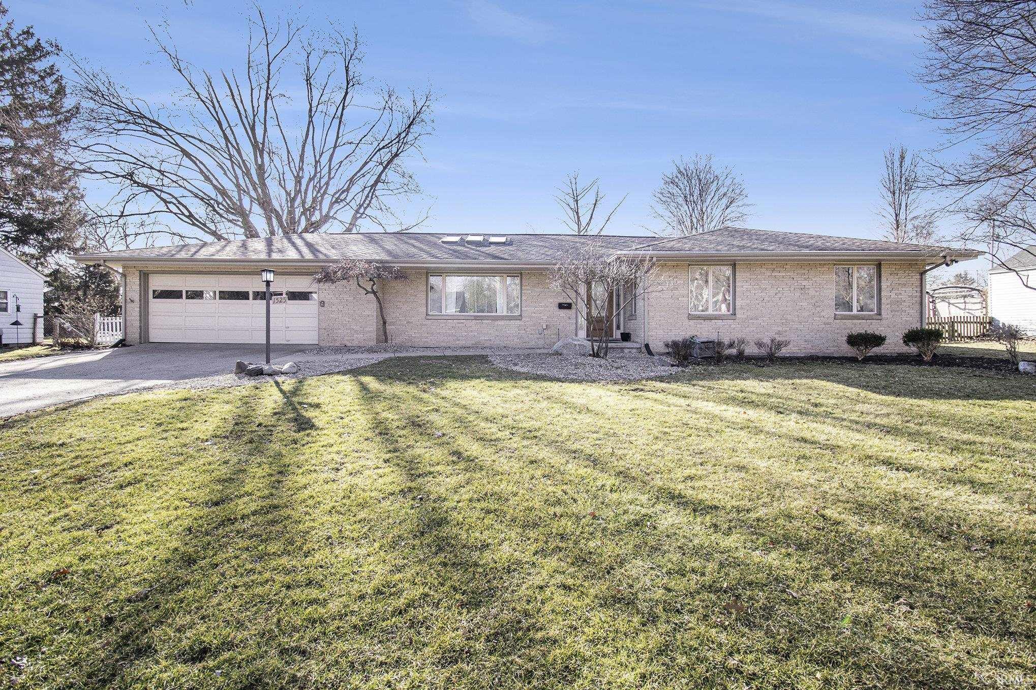 Photo 1 of 1525 LAWNDALE Road