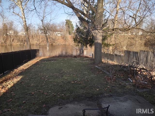 Photo 6 of 1312 S Shore Drive