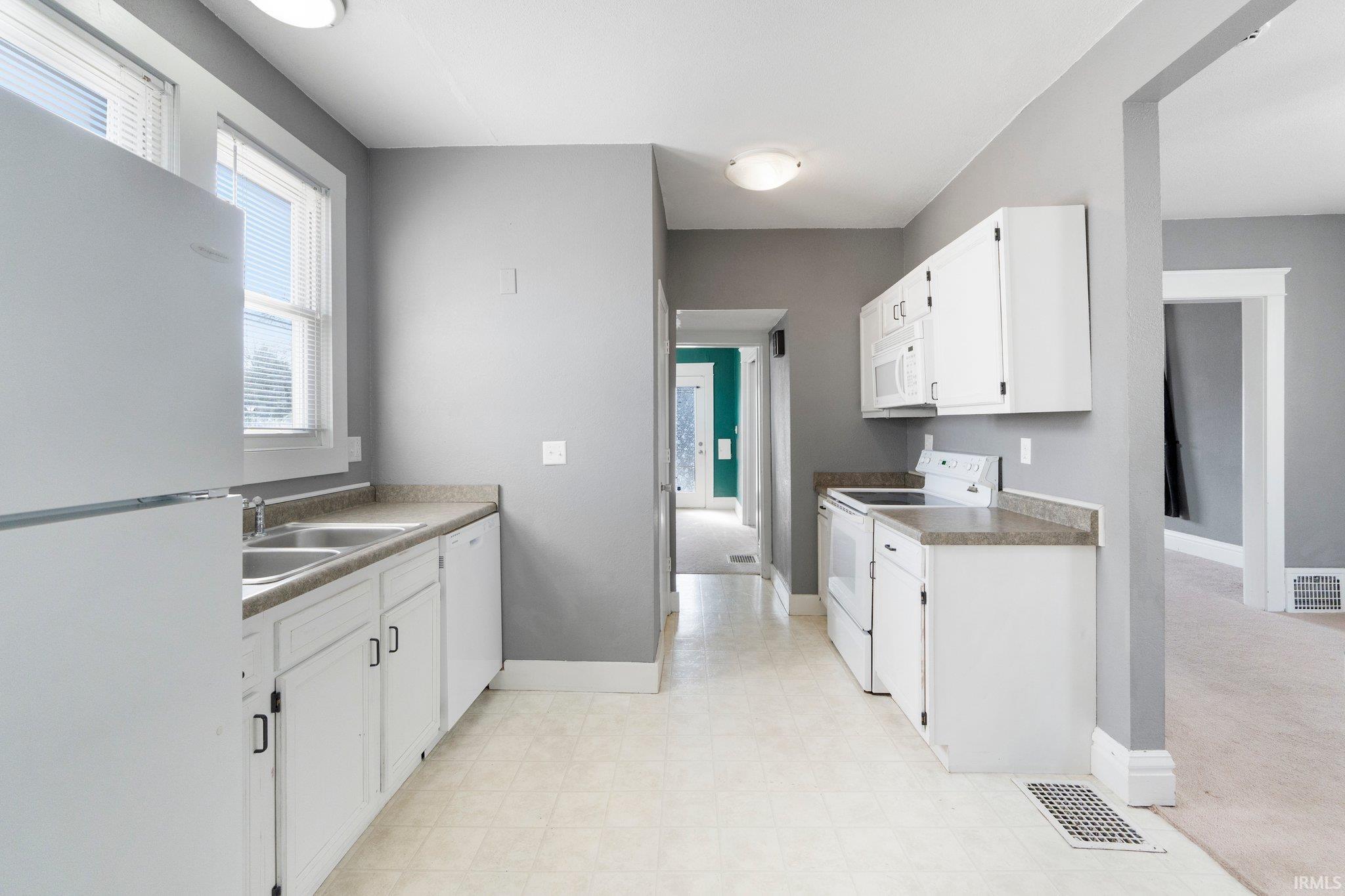 Photo 11 of 1302 N Anthony Boulevard
