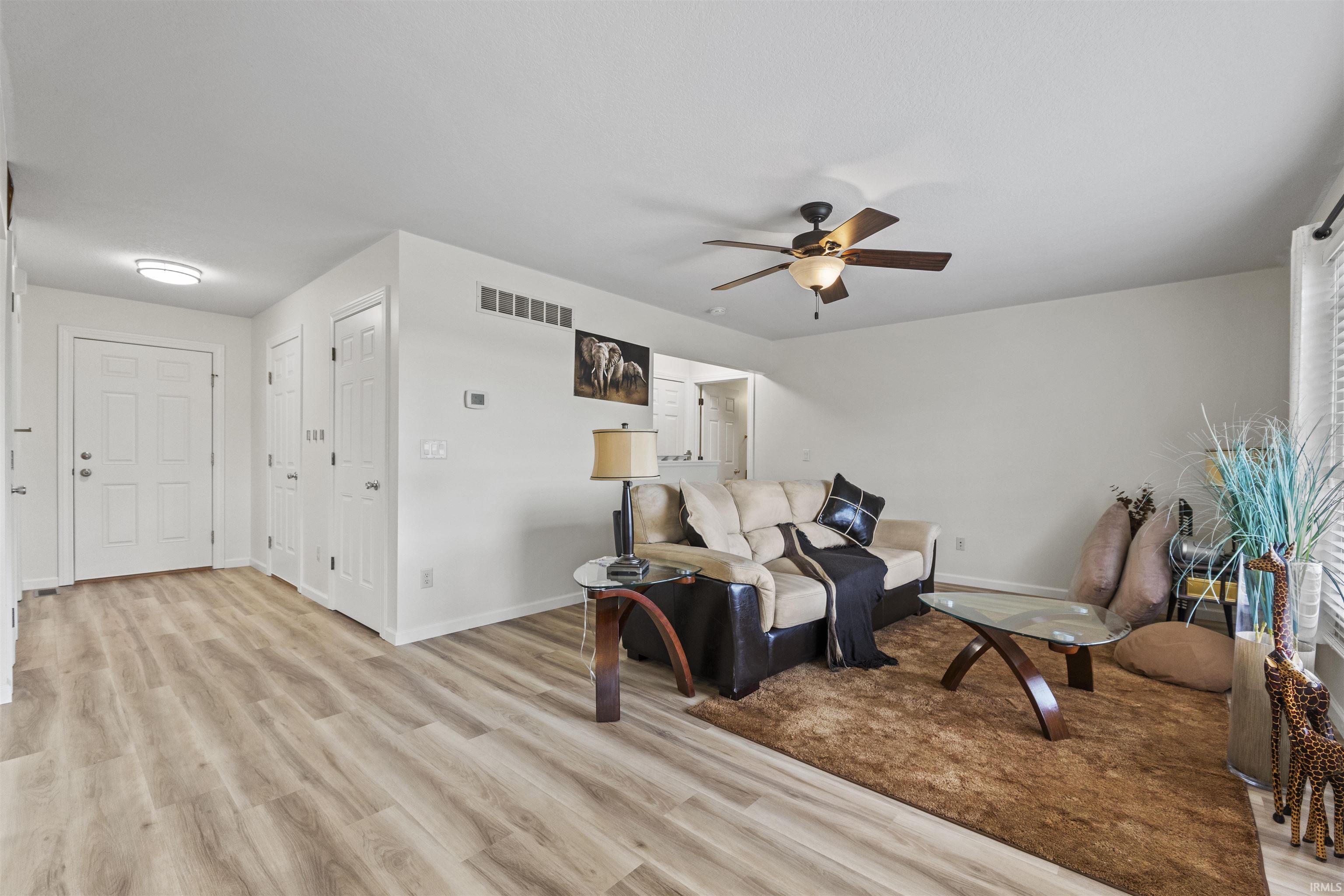 Photo 14 of 2165 Lindenwood Avenue