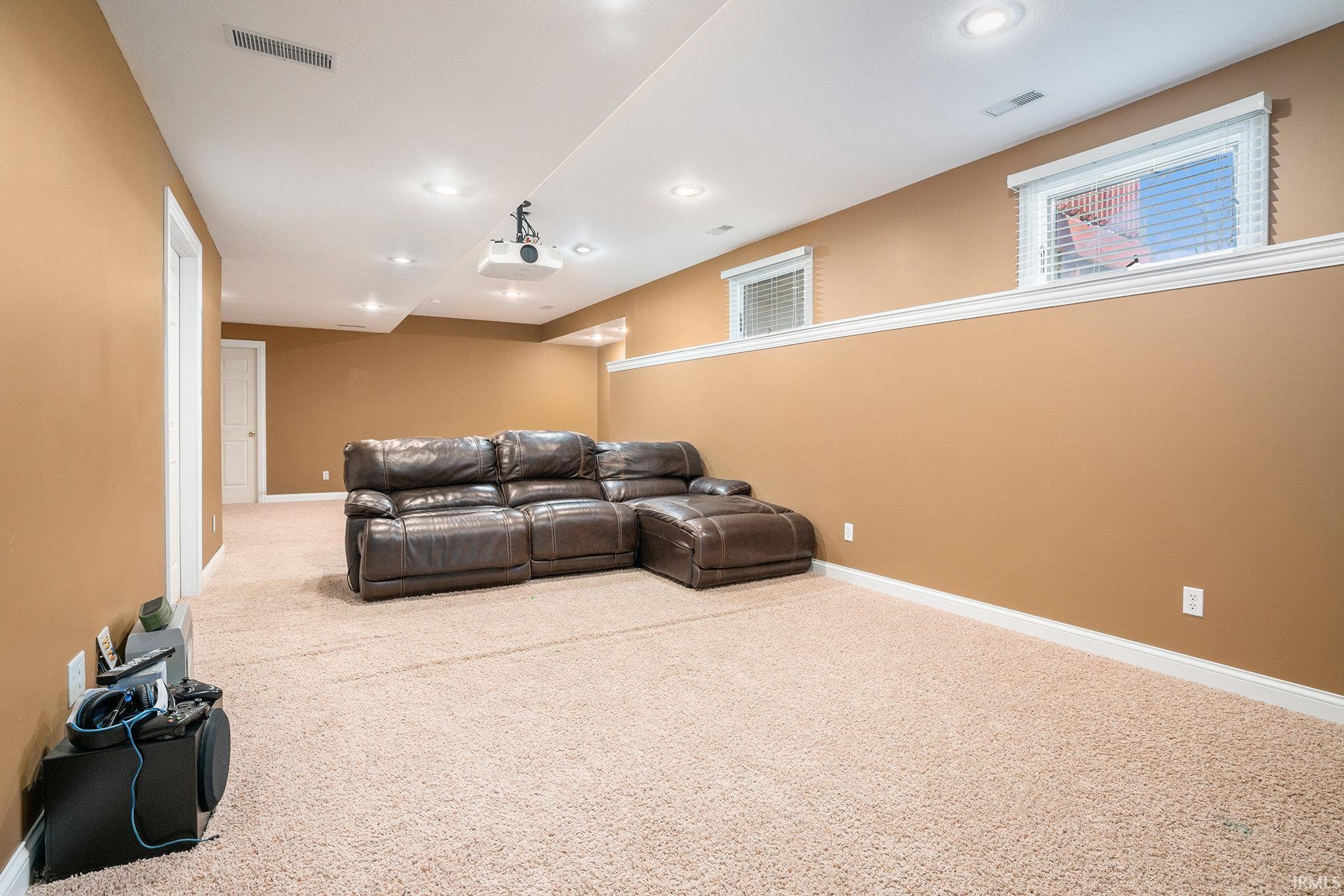 Photo 13 of 1673 Hawthorne Court