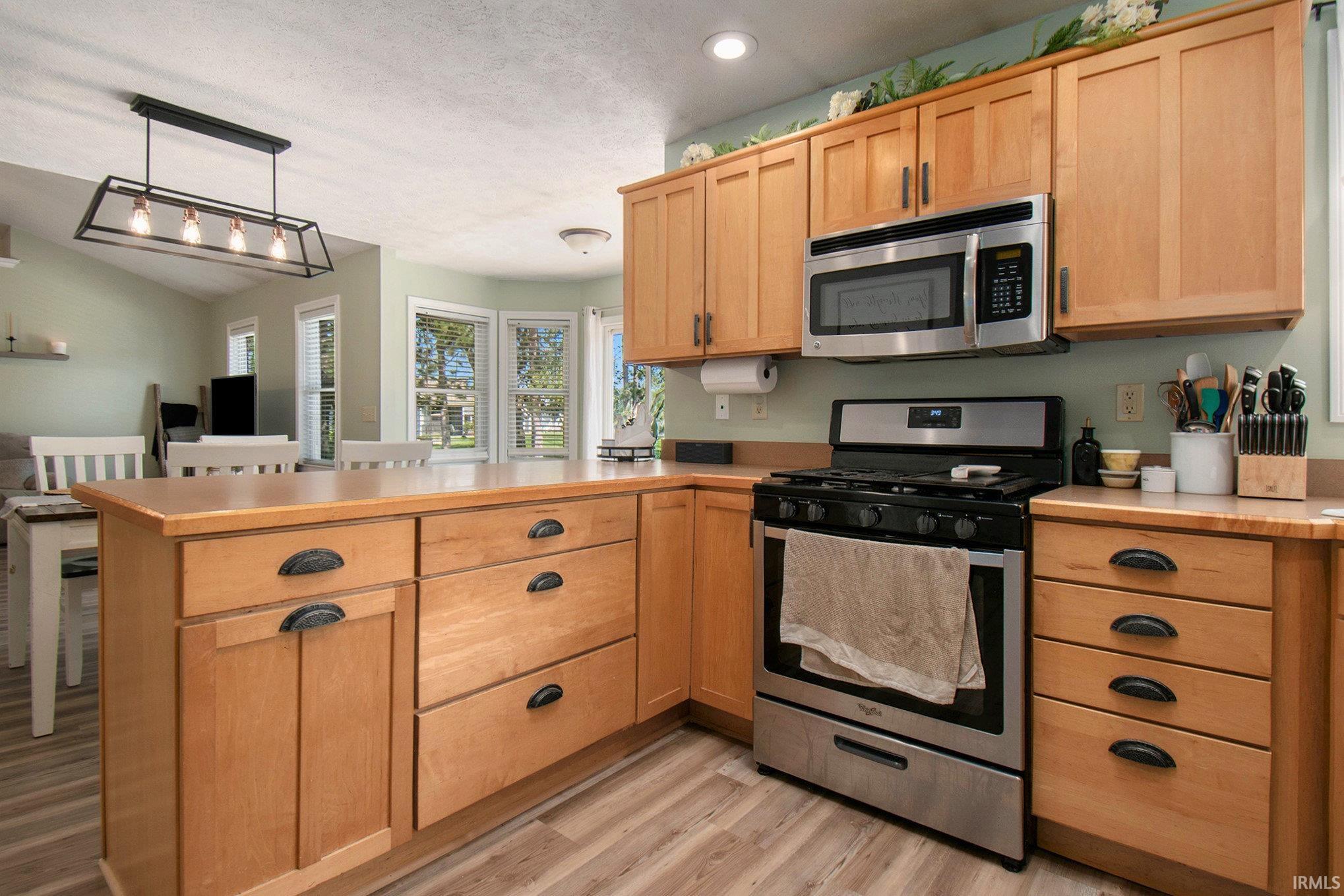 Photo 10 of 30520 Pine Bluff Drive
