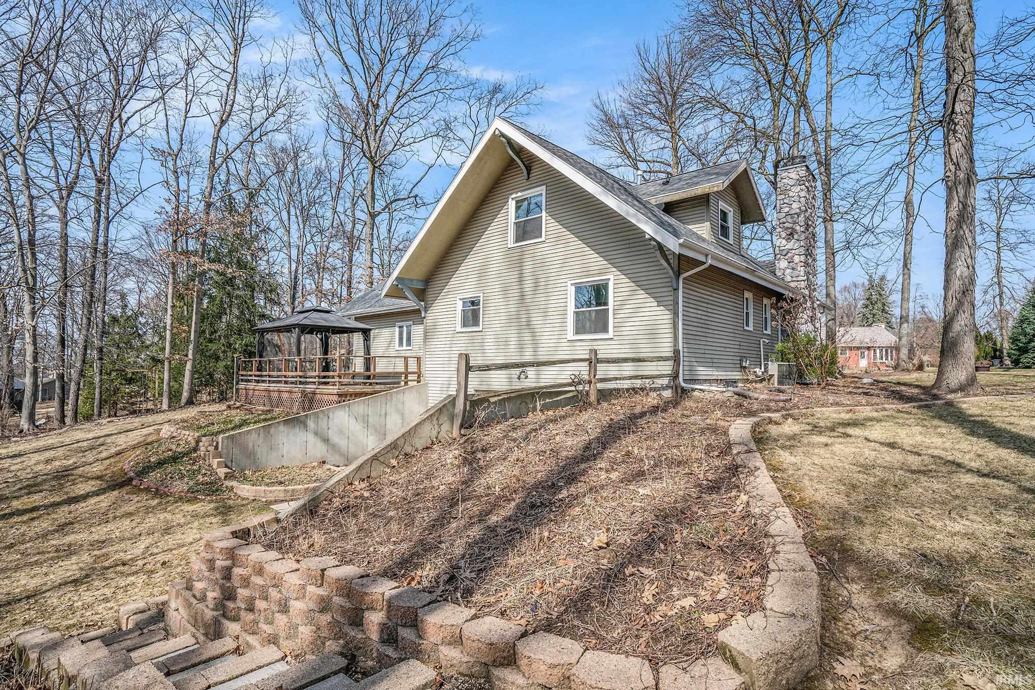 Photo 4 of 2393 E Kemo Avenue