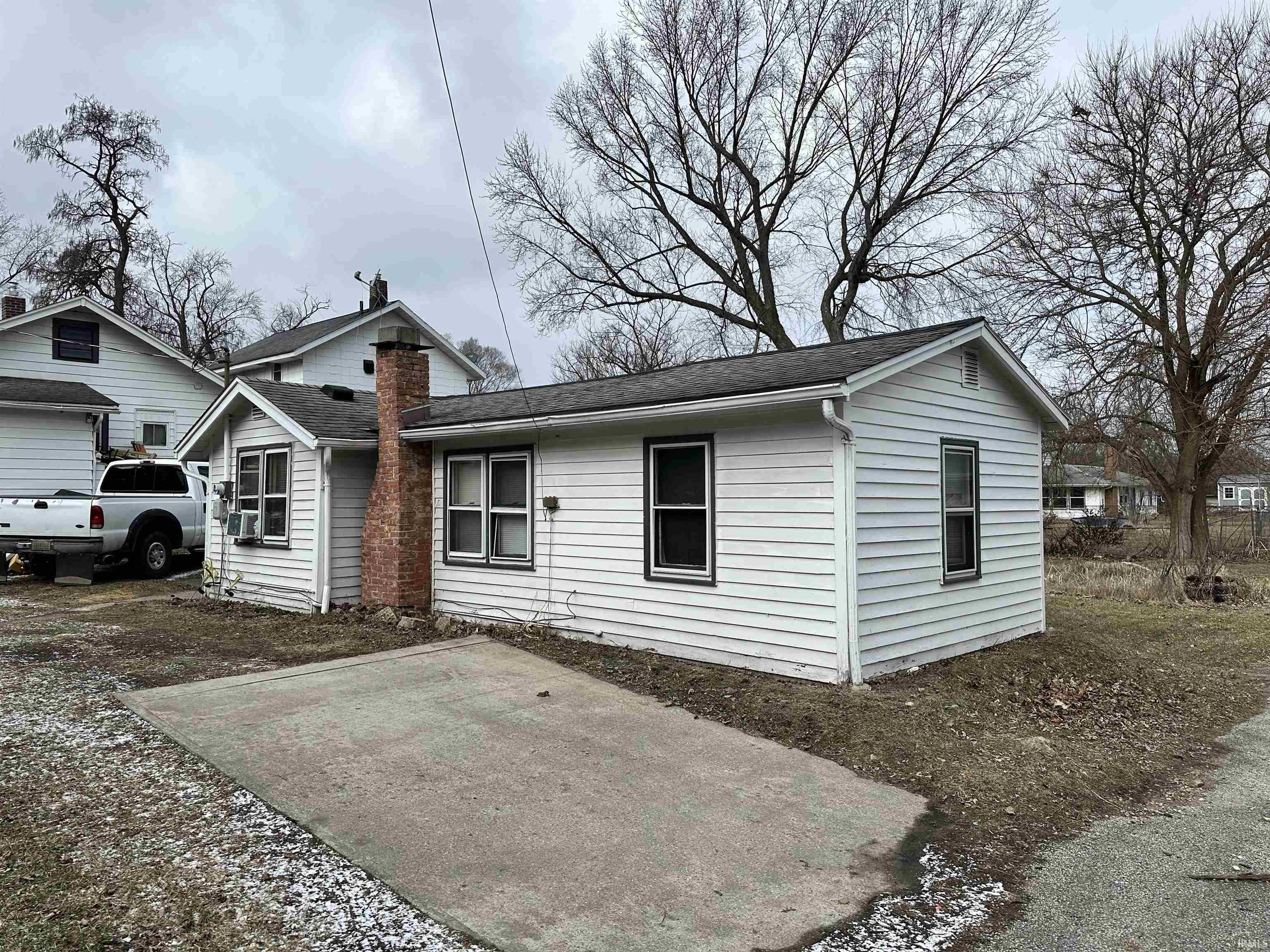 Photo 2 of 1432 Okema Street