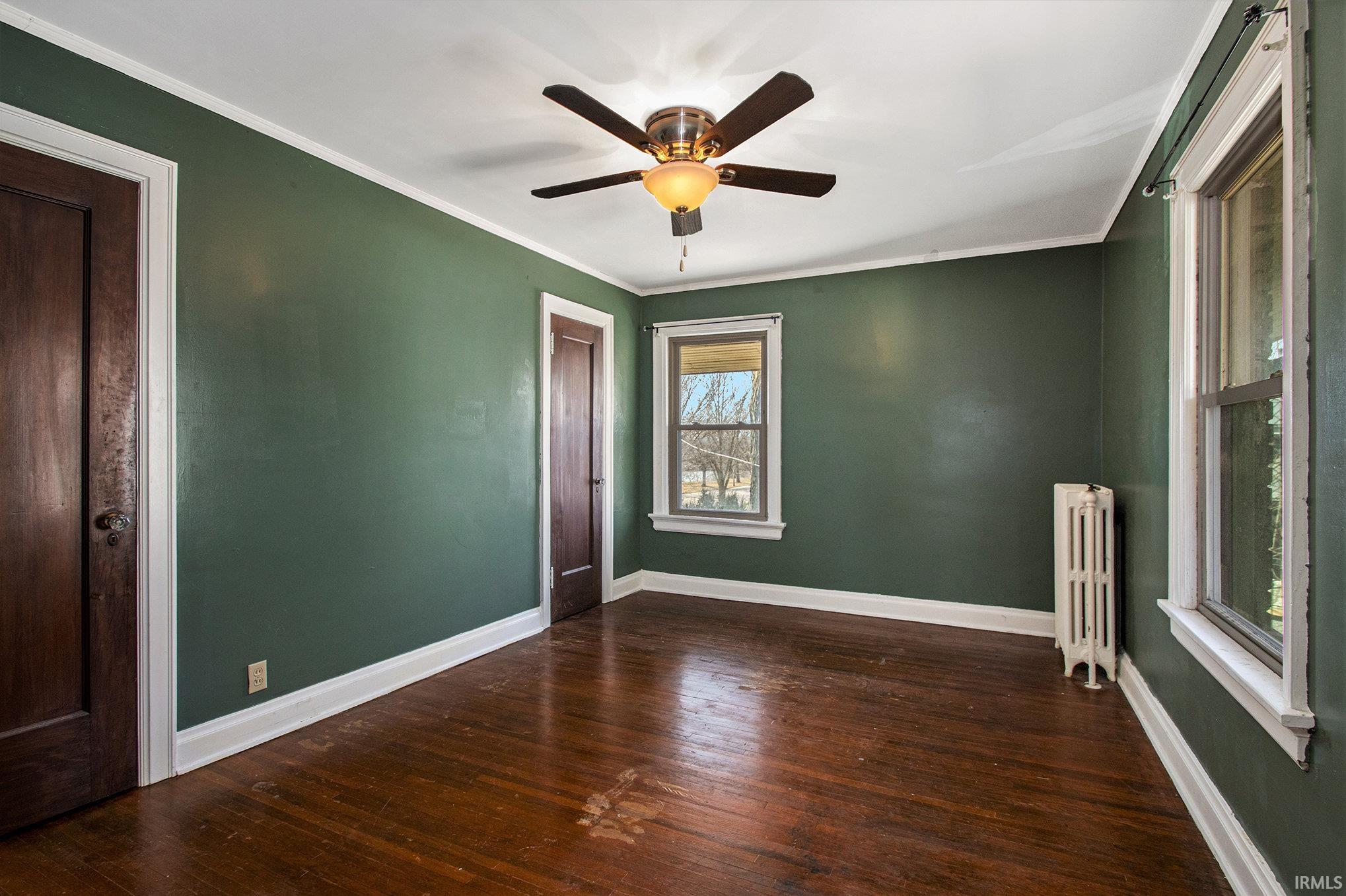 Photo 17 of 613 N Riverside Drive