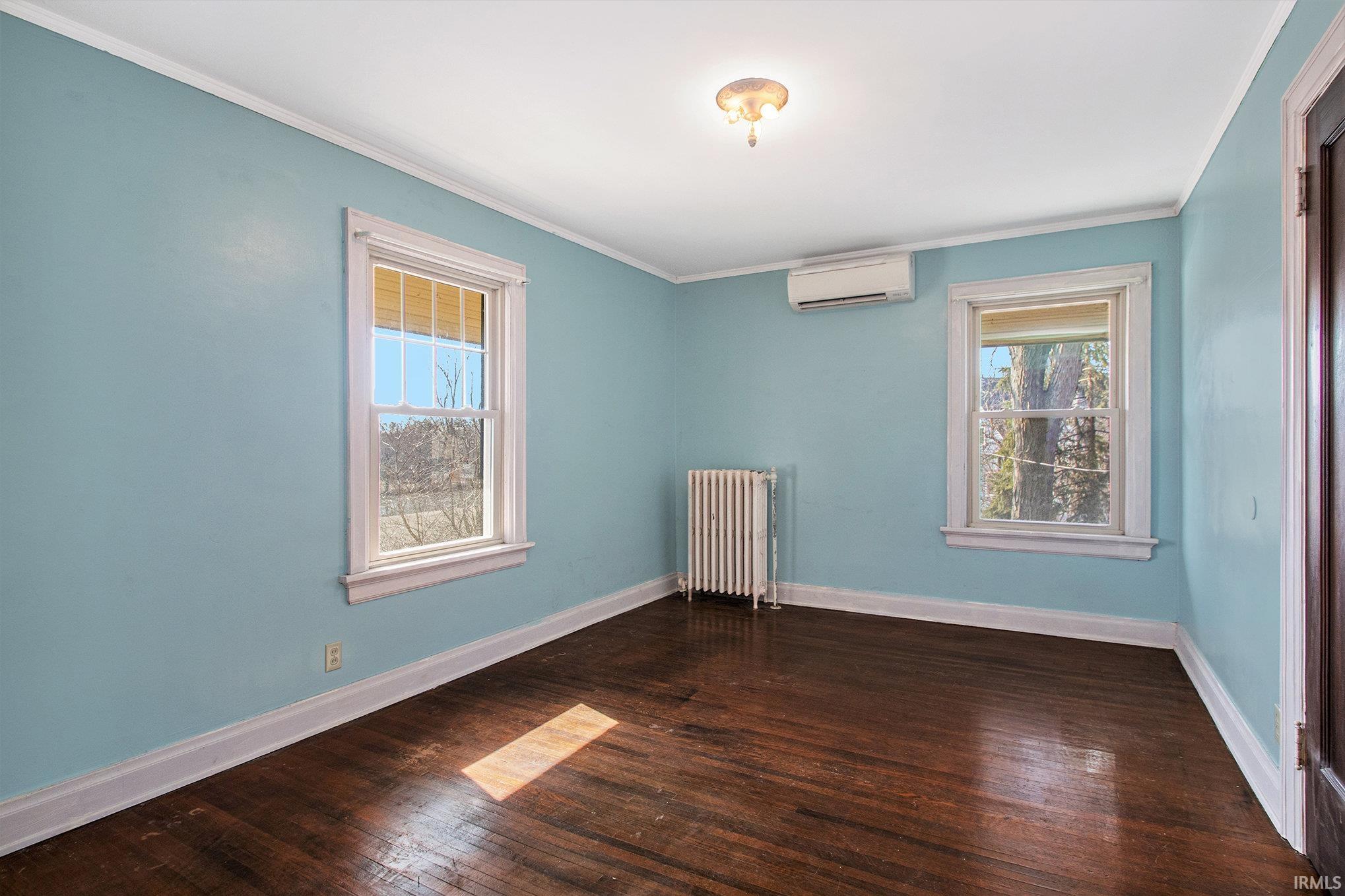 Photo 19 of 613 N Riverside Drive
