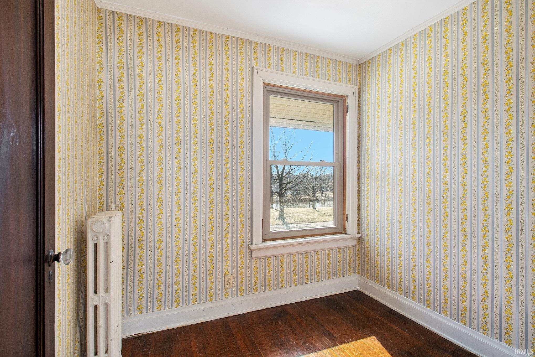Photo 20 of 613 N Riverside Drive
