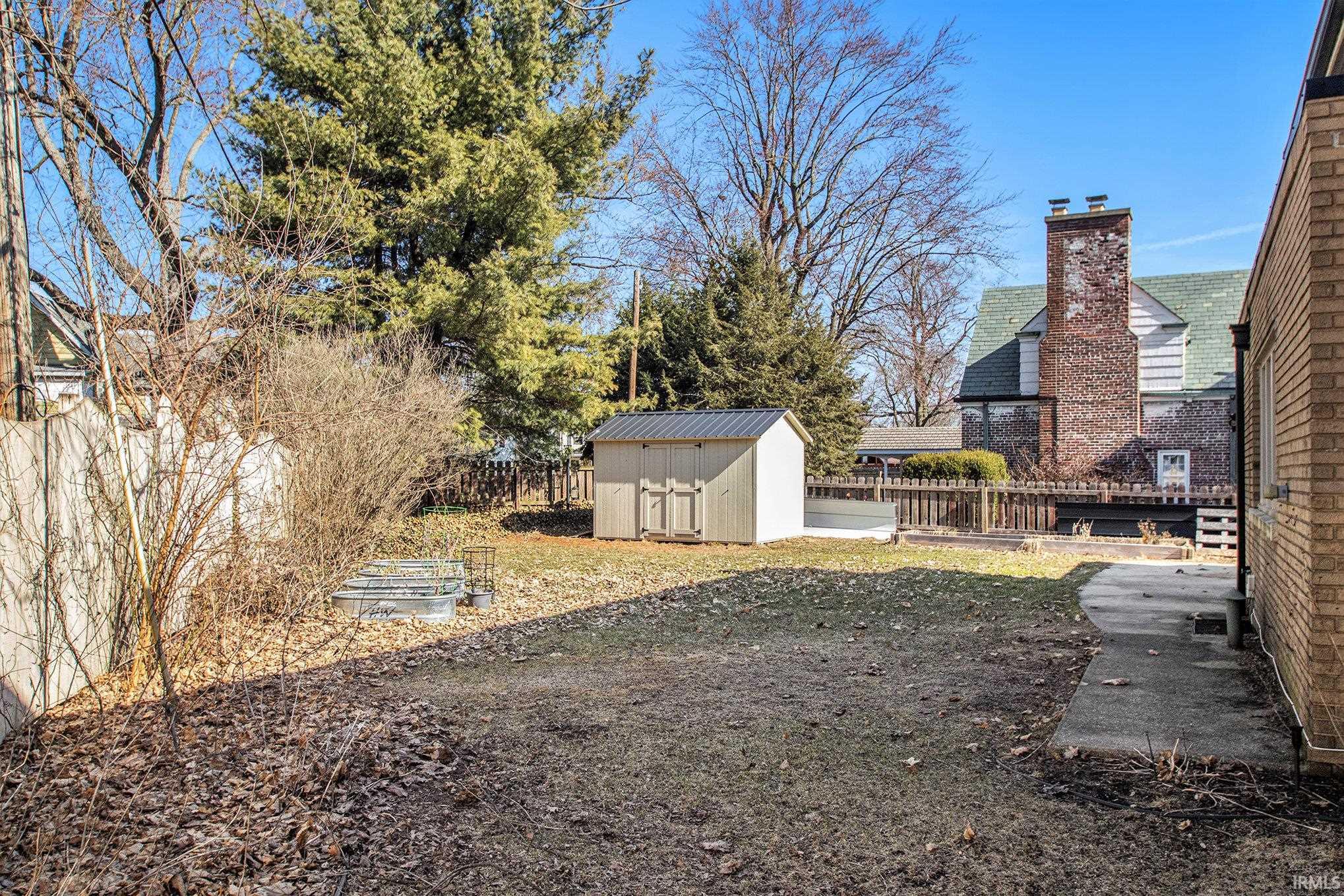 Photo 24 of 613 N Riverside Drive