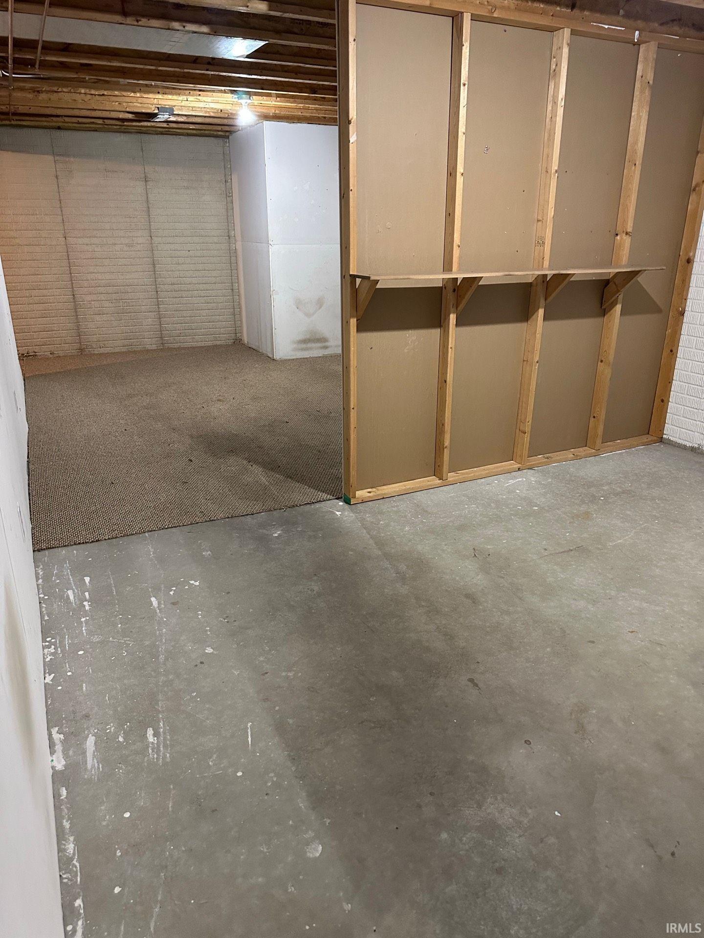 Photo 11 of 981 Spring Crossing Drive