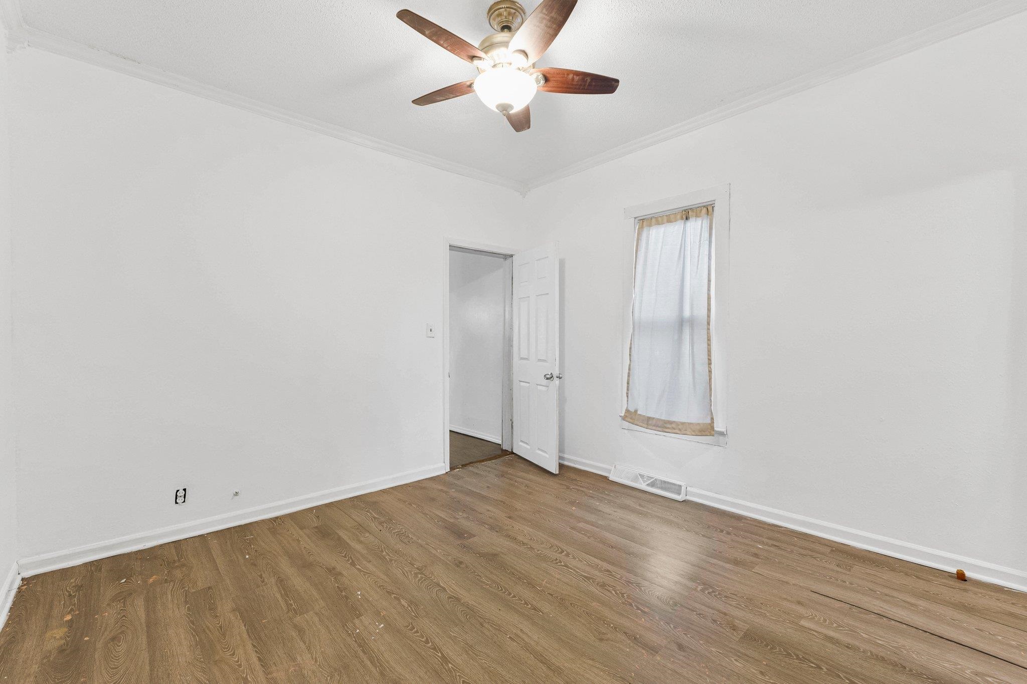 Photo 14 of 110 E Jefferson Street