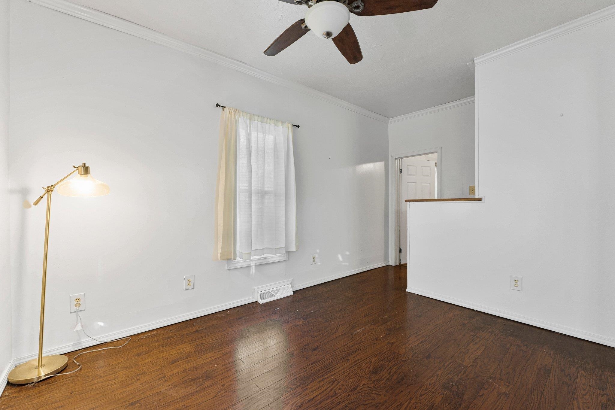 Photo 6 of 110 E Jefferson Street