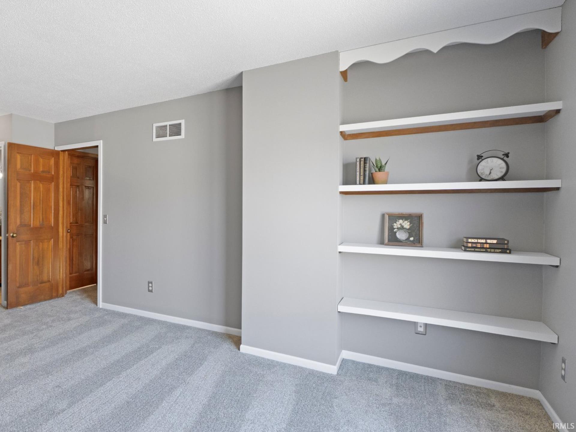 Photo 16 of 5126 Pinebrook Drive