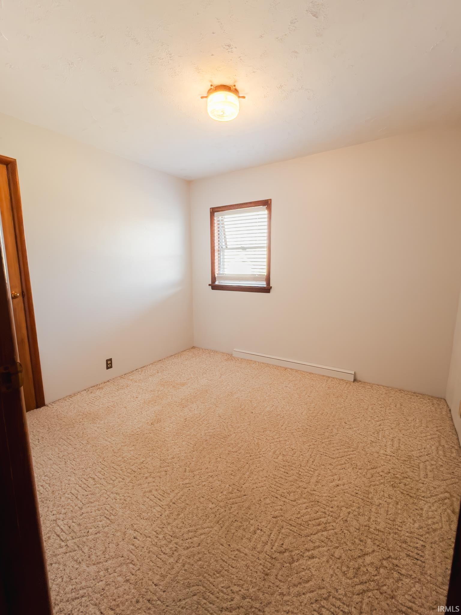 Photo 7 of 630 E 20 N