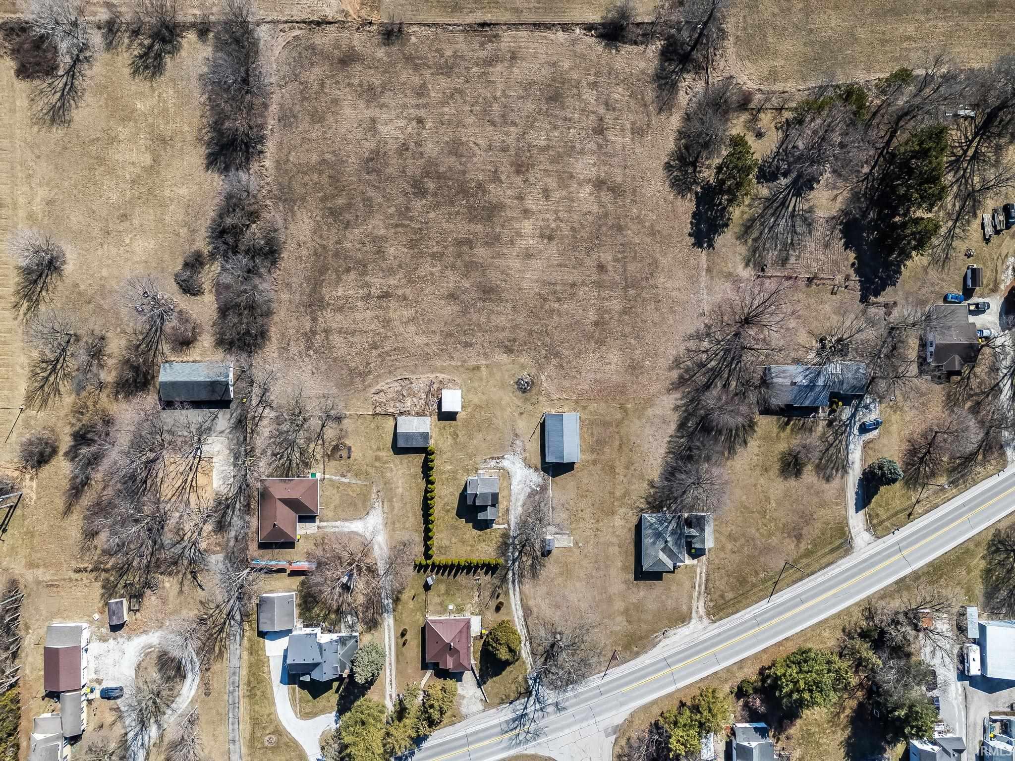 Photo 10 of 1103 1/2 E State Road 114