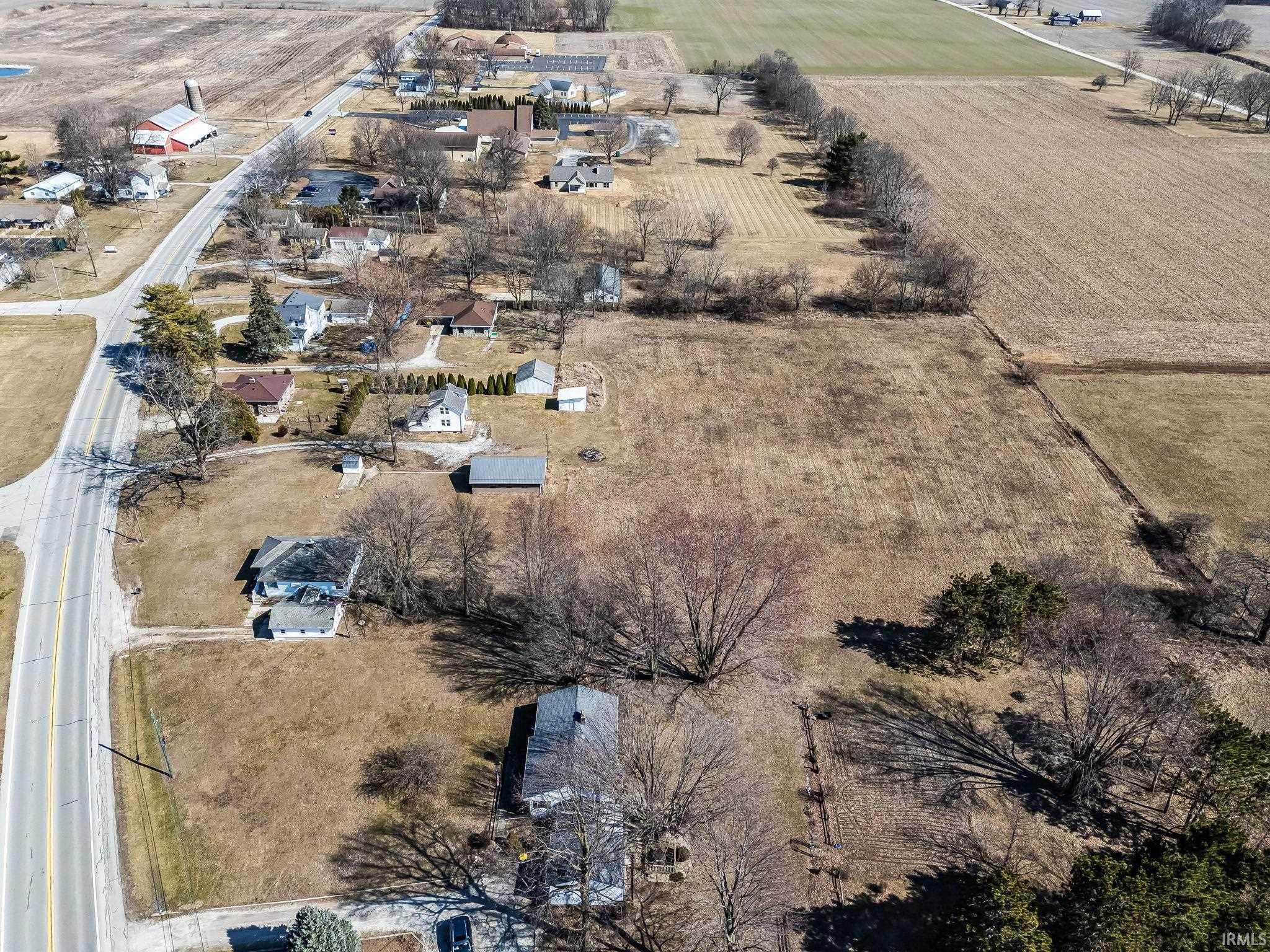 Photo 8 of 1103 1/2 E State Road 114