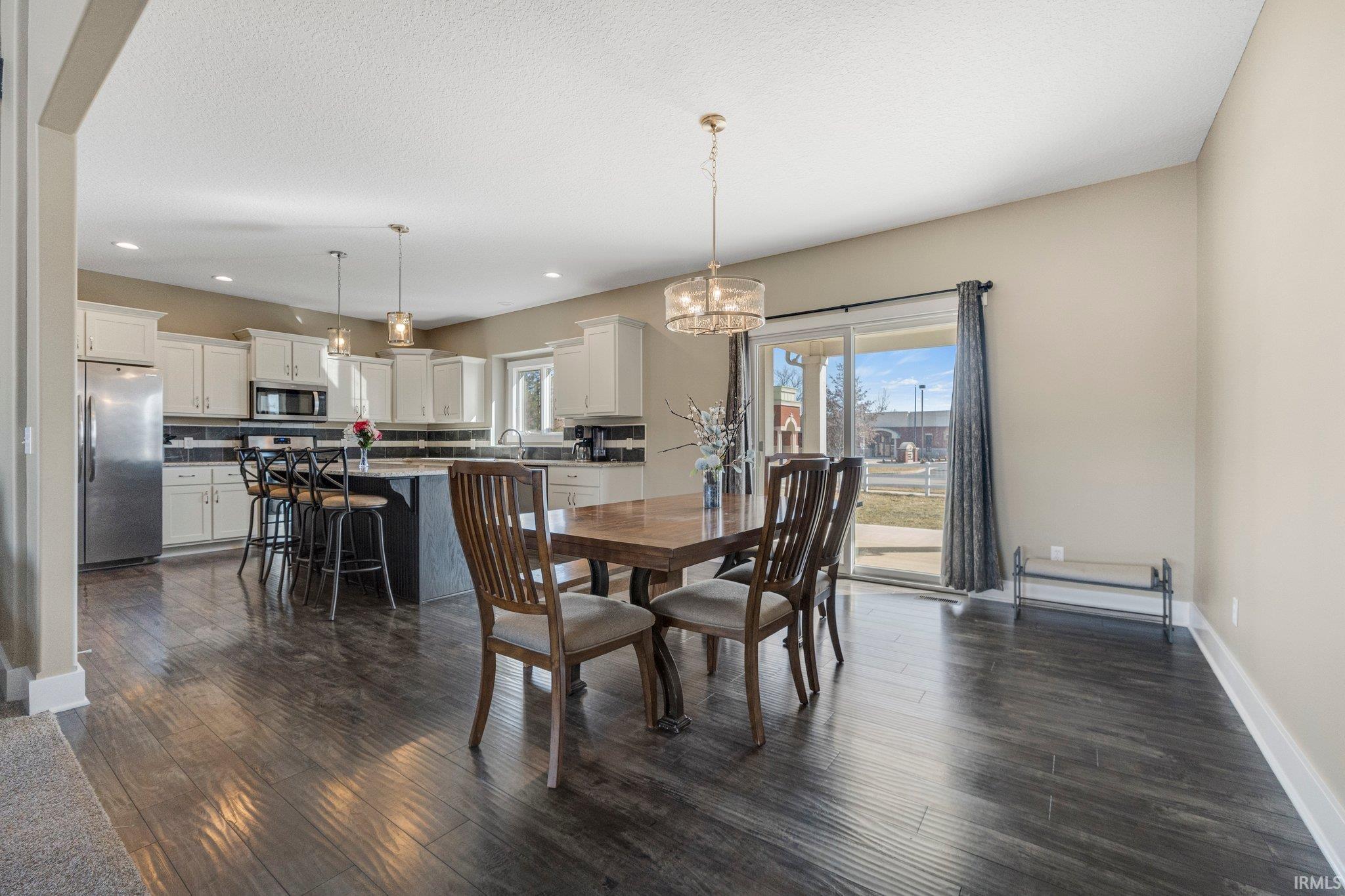 Photo 10 of 394 Carrara Cove