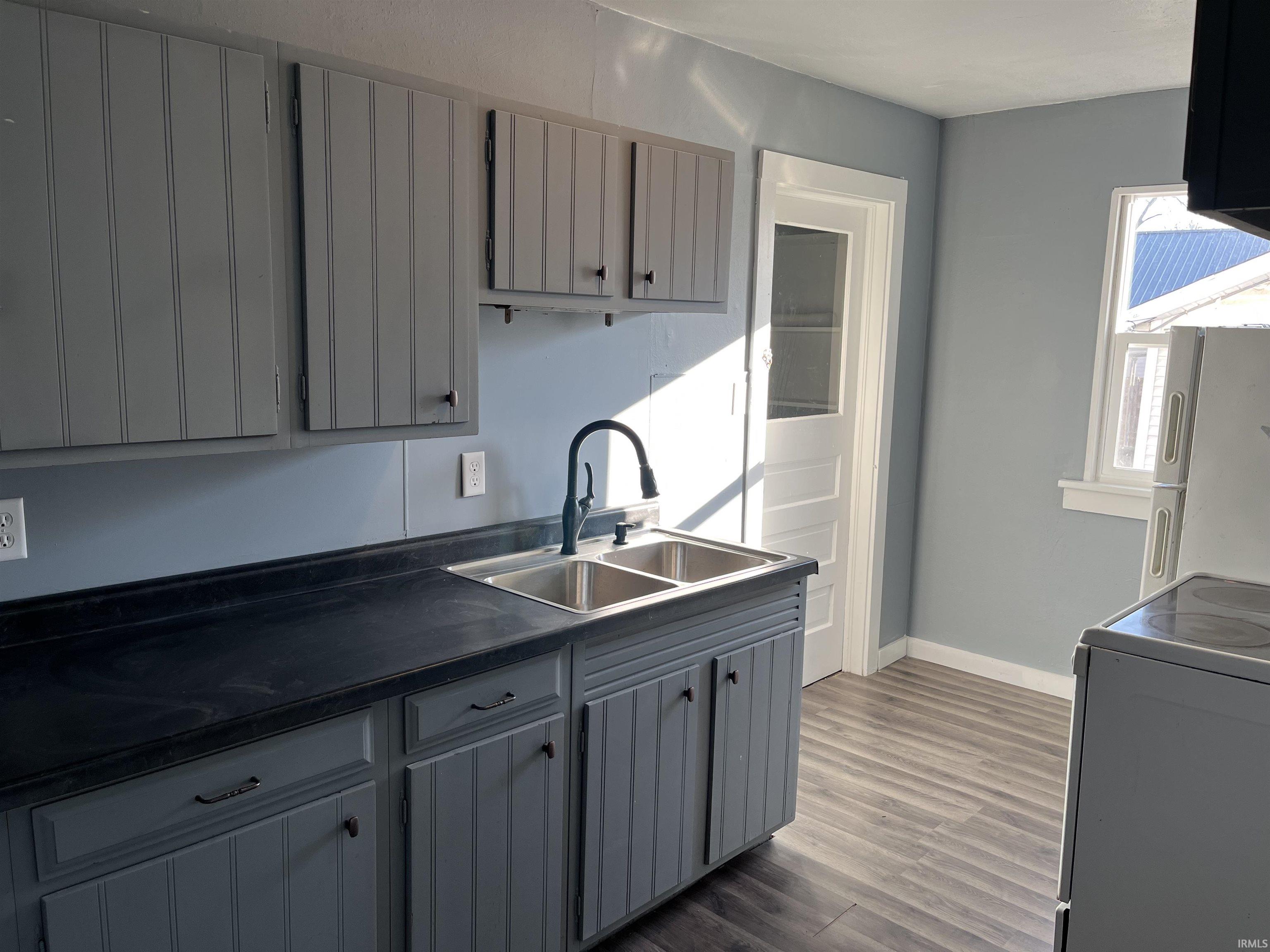 Photo 6 of 481 Alena Street