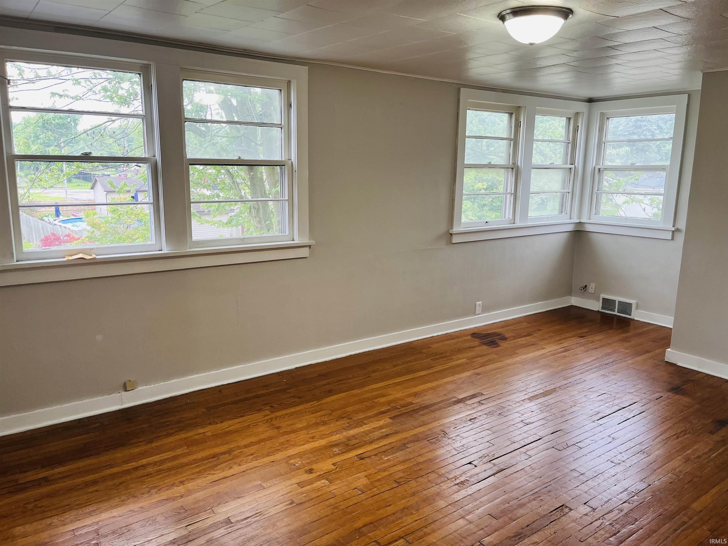 Photo 9 of 481 Alena Street
