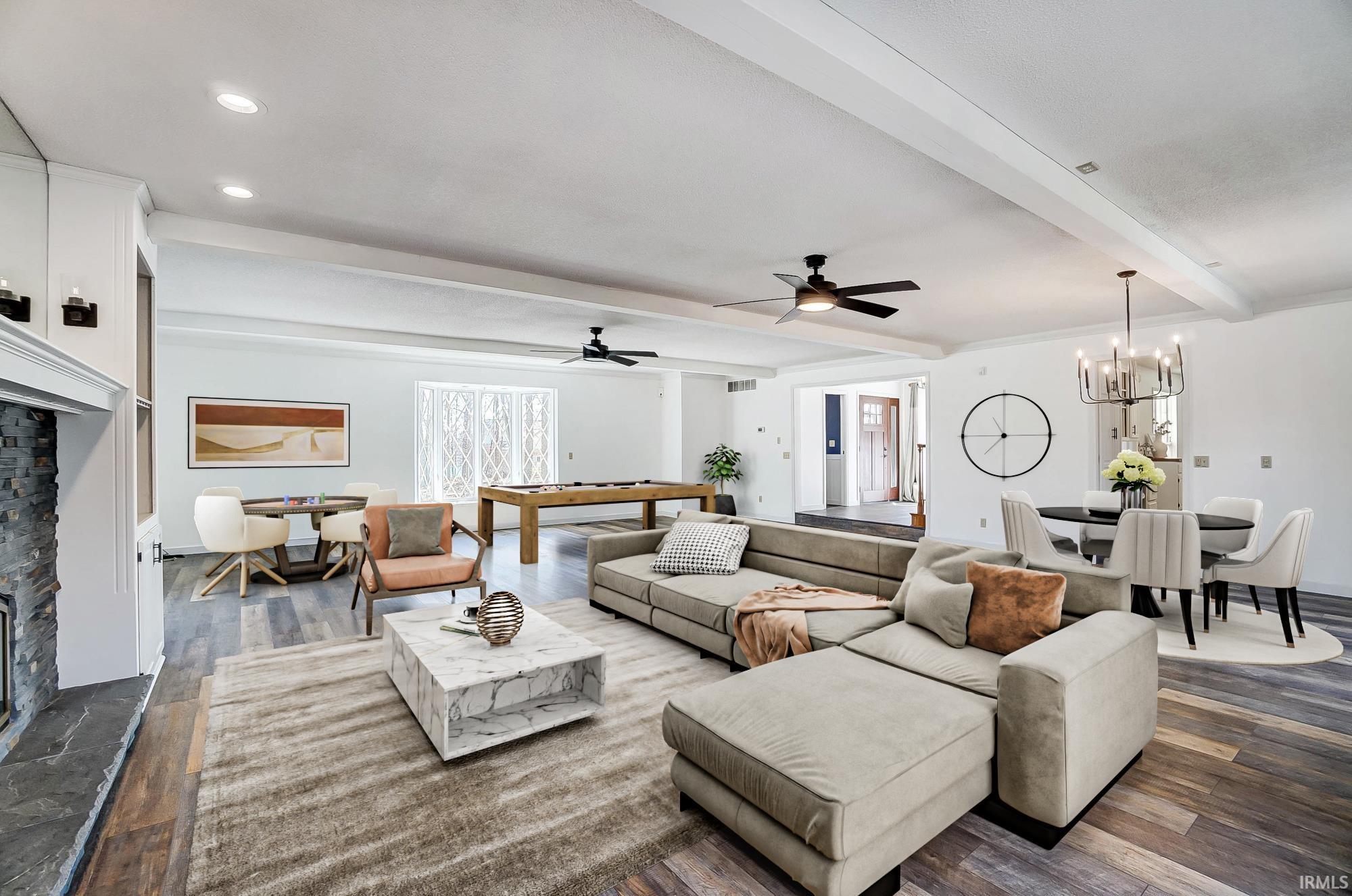 Photo 6 of 704 Oaktree Court