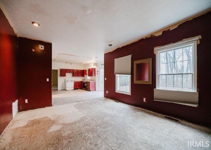 Photo 5 of 53080 Monterey Drive