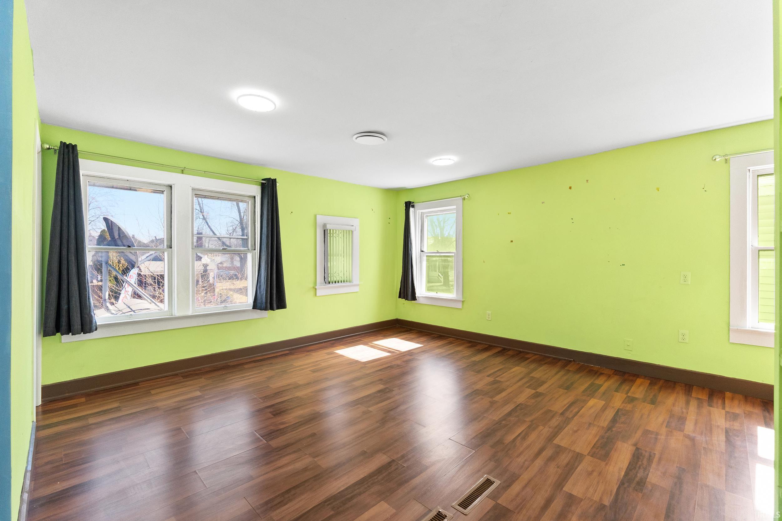 Photo 18 of 3132 S Calhoun Street