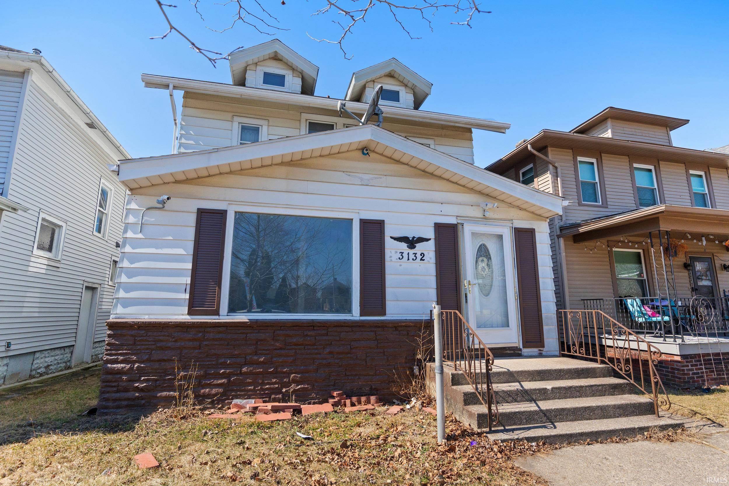 Photo 2 of 3132 S Calhoun Street