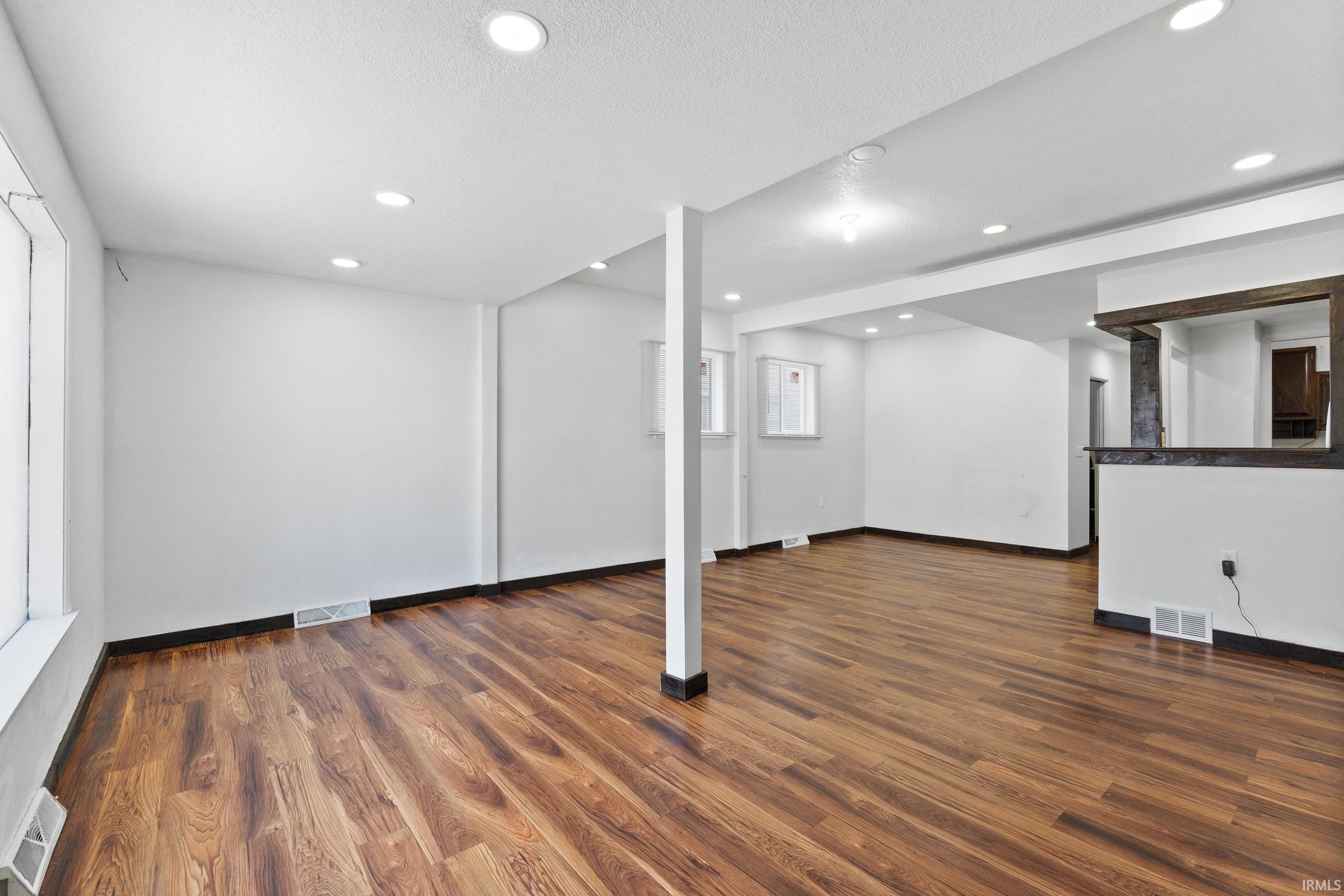 Photo 5 of 3132 S Calhoun Street