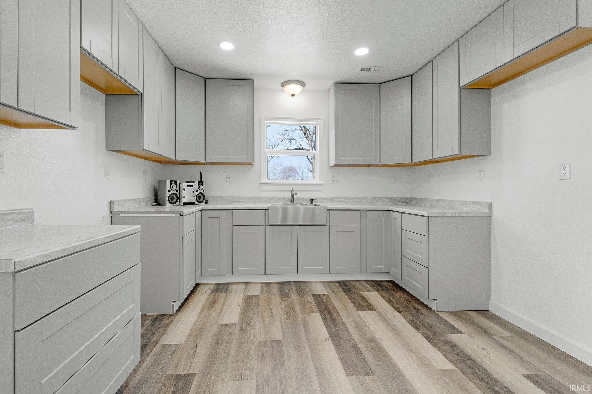 Photo 15 of 4567 W B Drive
