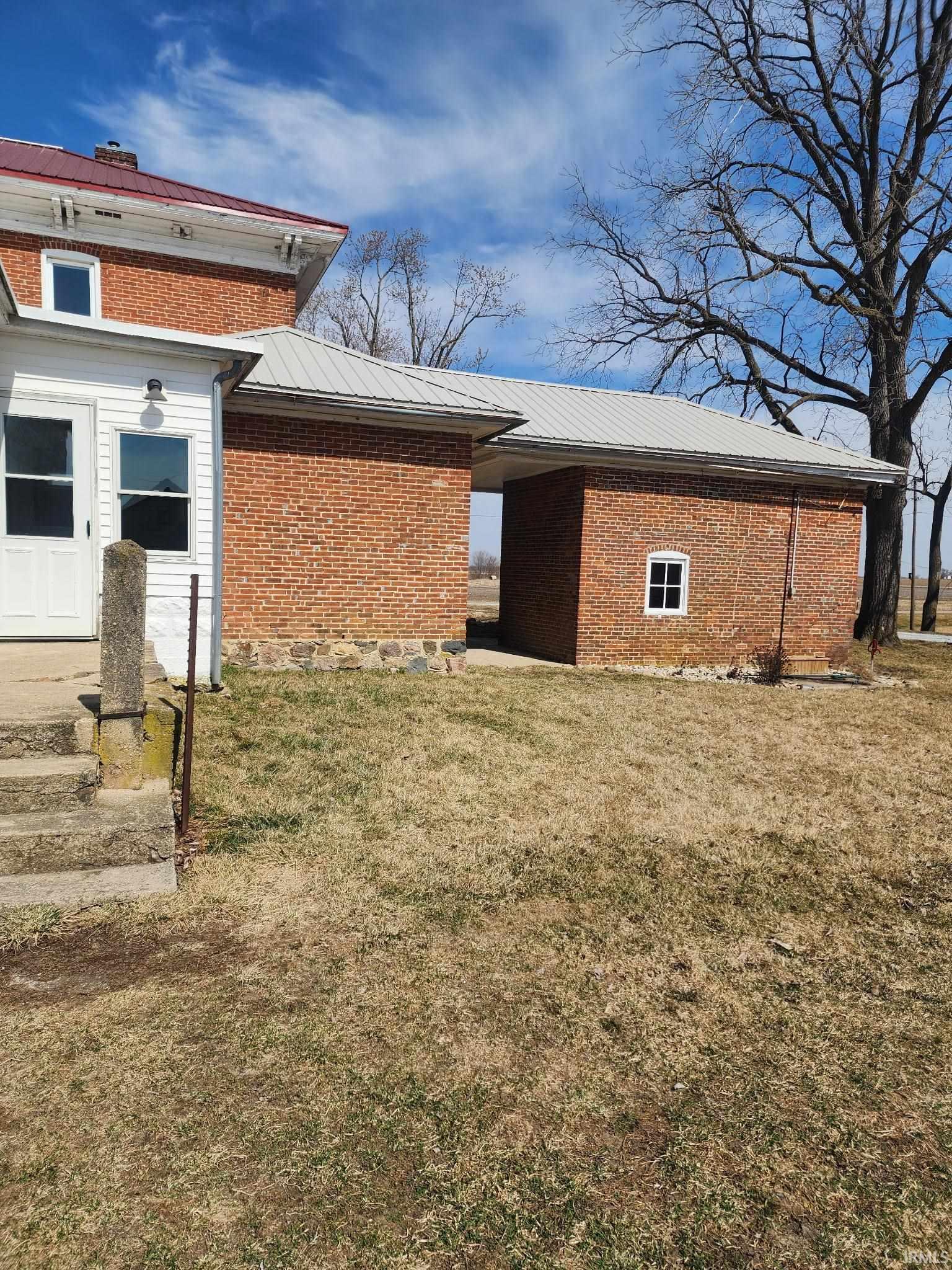 Photo 5 of 9671 W 200 S