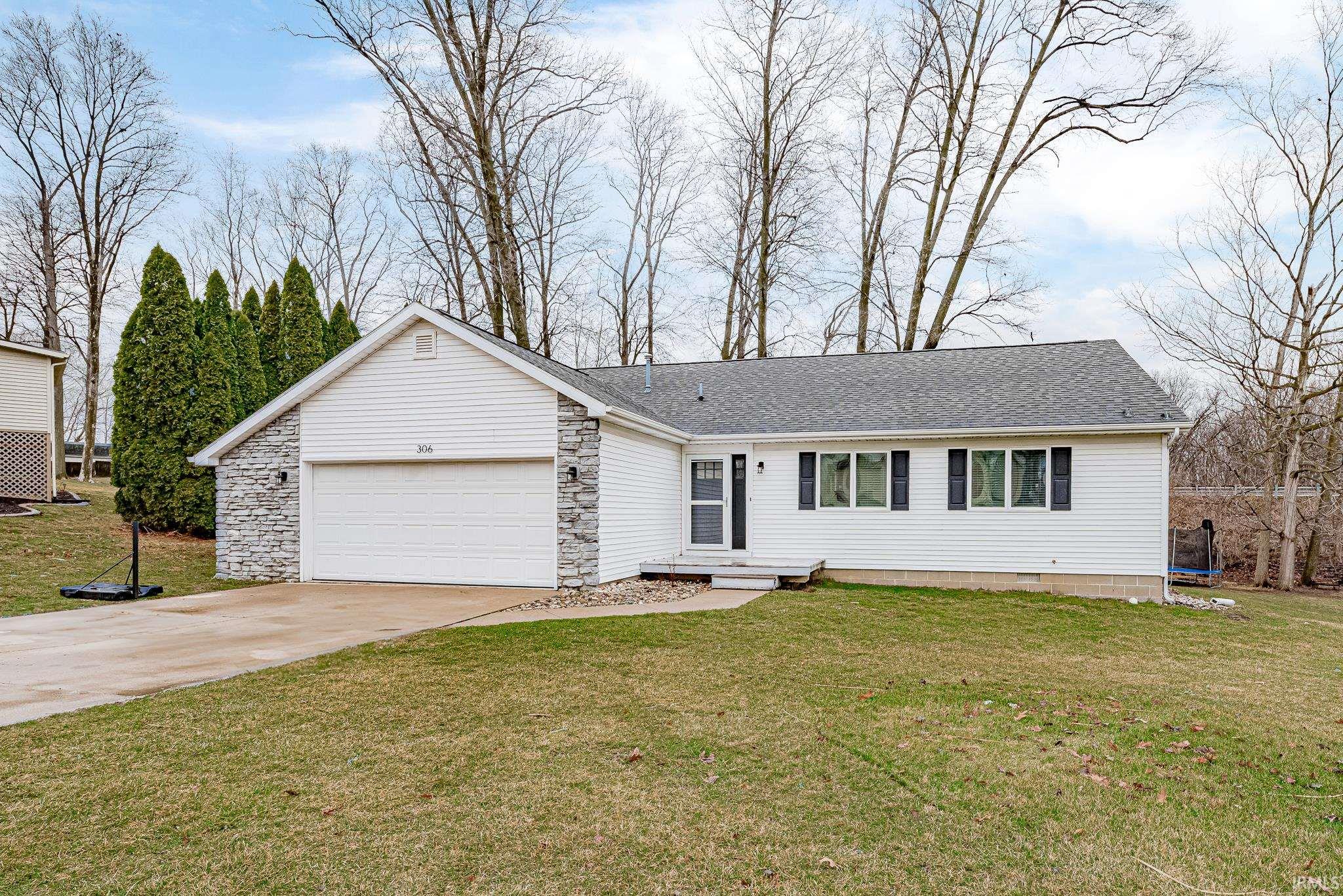 306 Shorewood Court