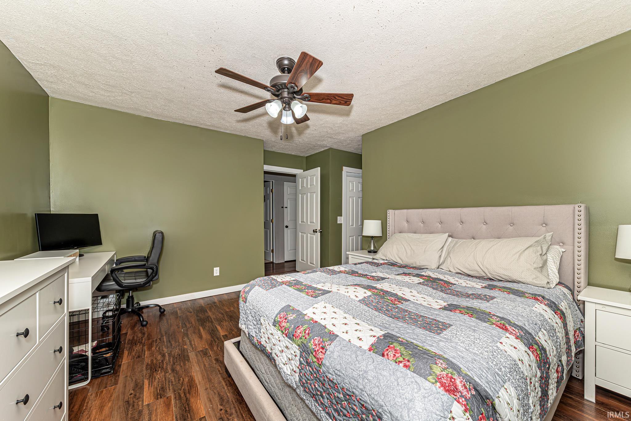 306 Shorewood Court