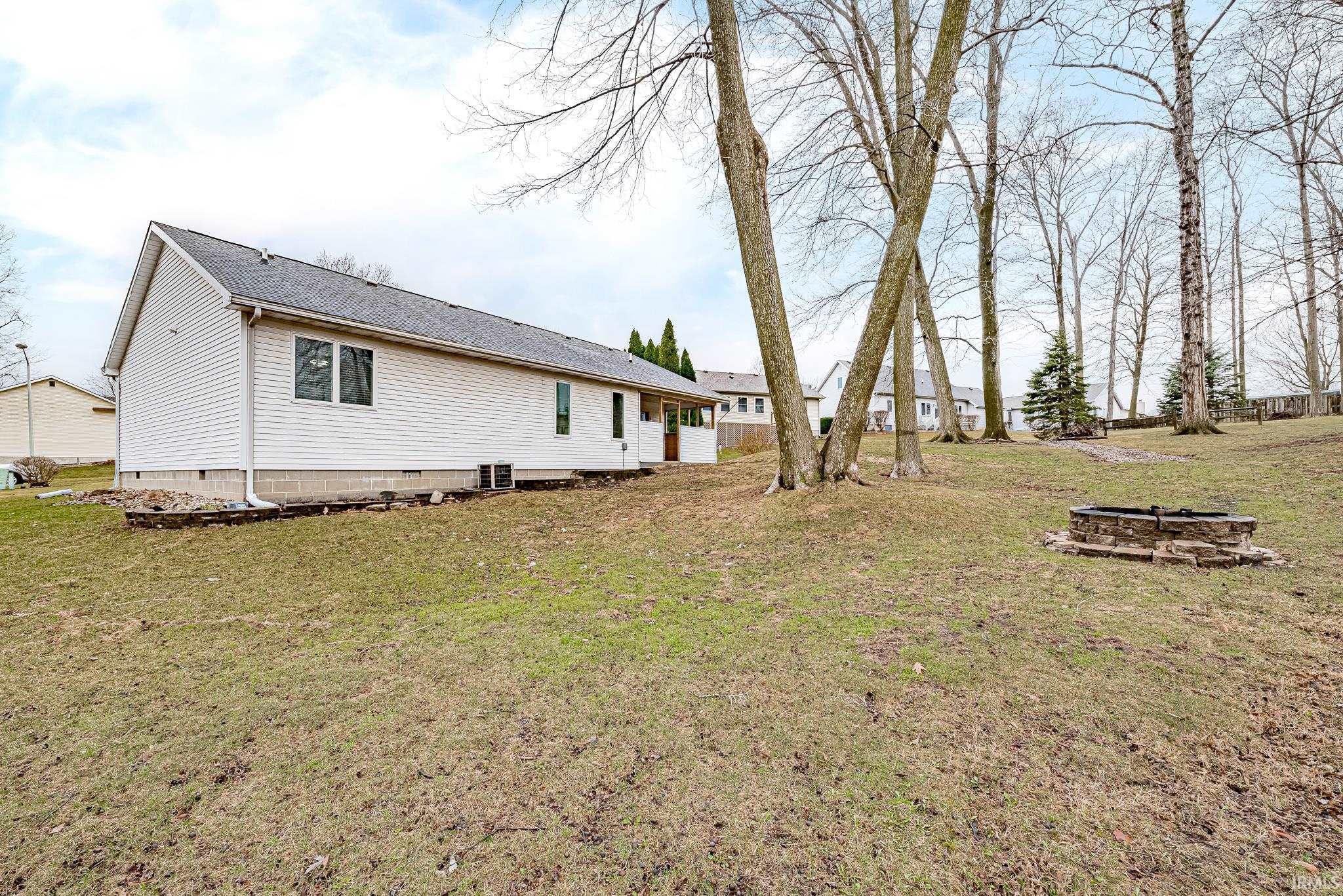 306 Shorewood Court