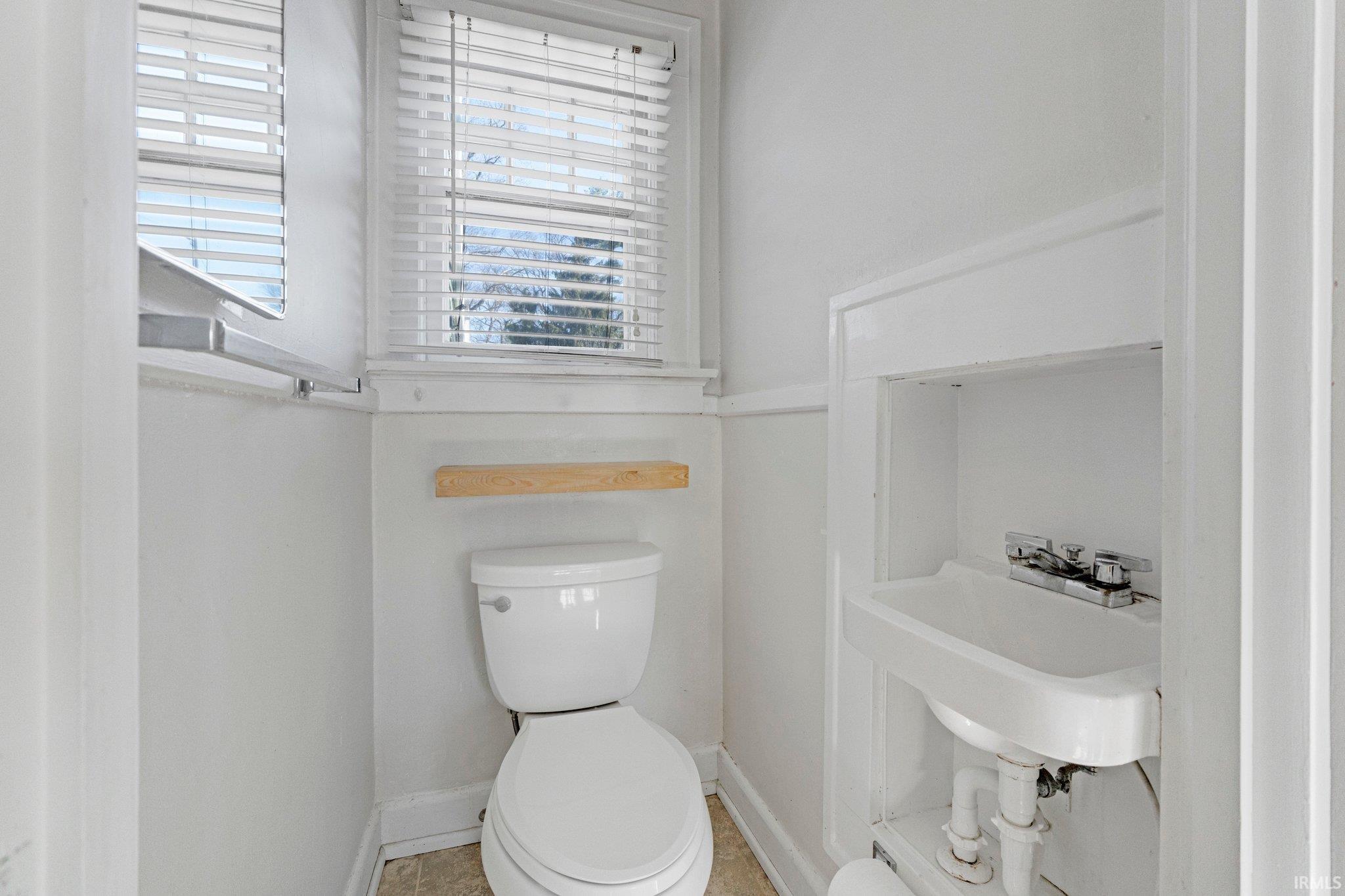 Photo 14 of 4215 Drury Lane