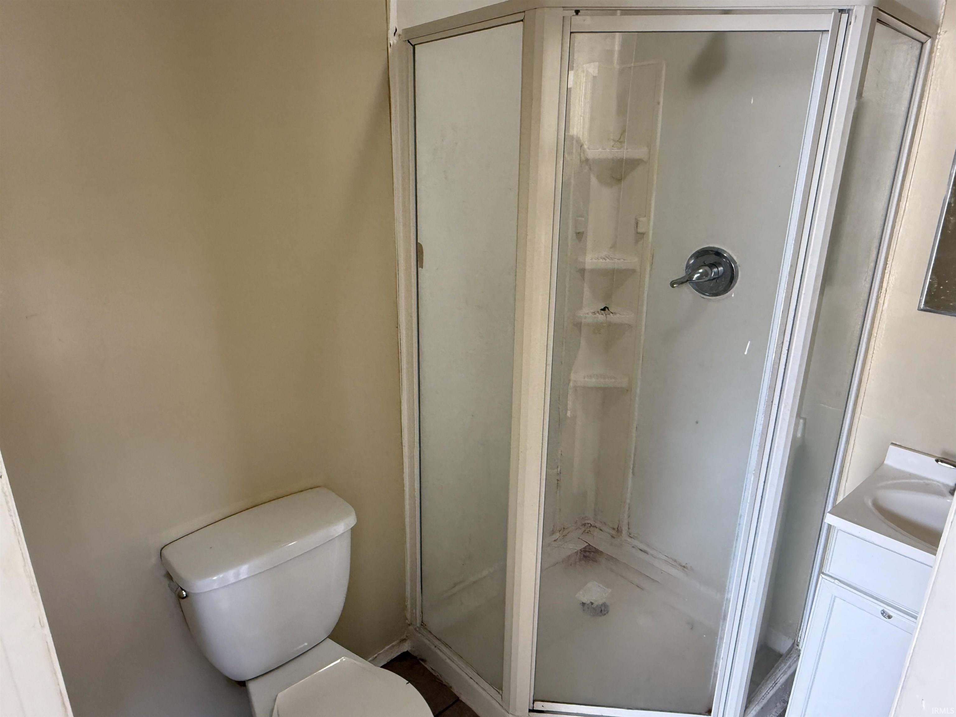 Photo 13 of 1331 Spy Run Avenue