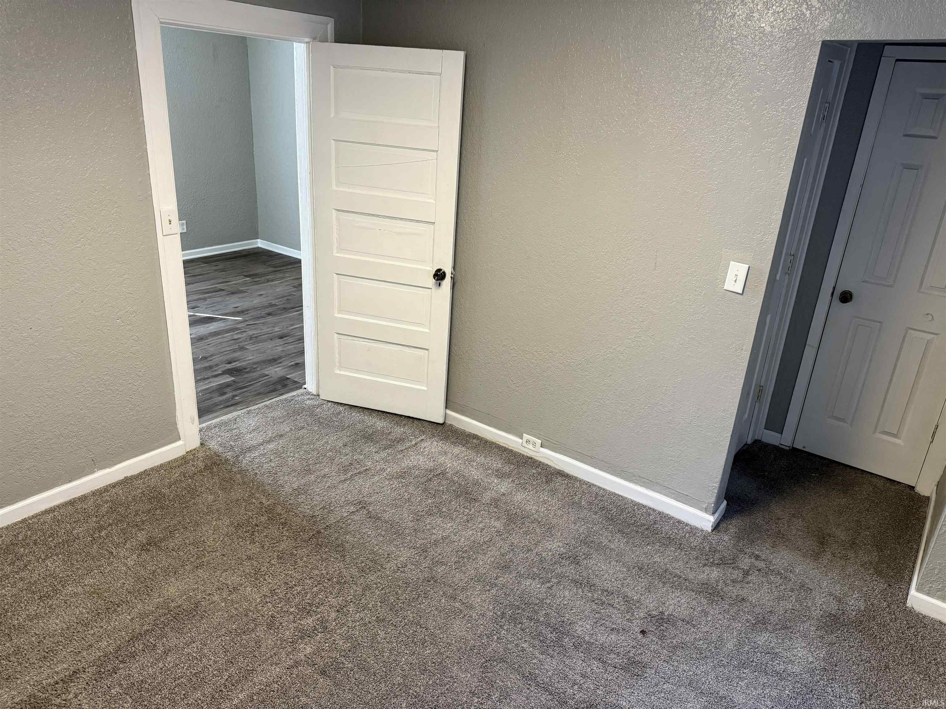 Photo 5 of 1331 Spy Run Avenue